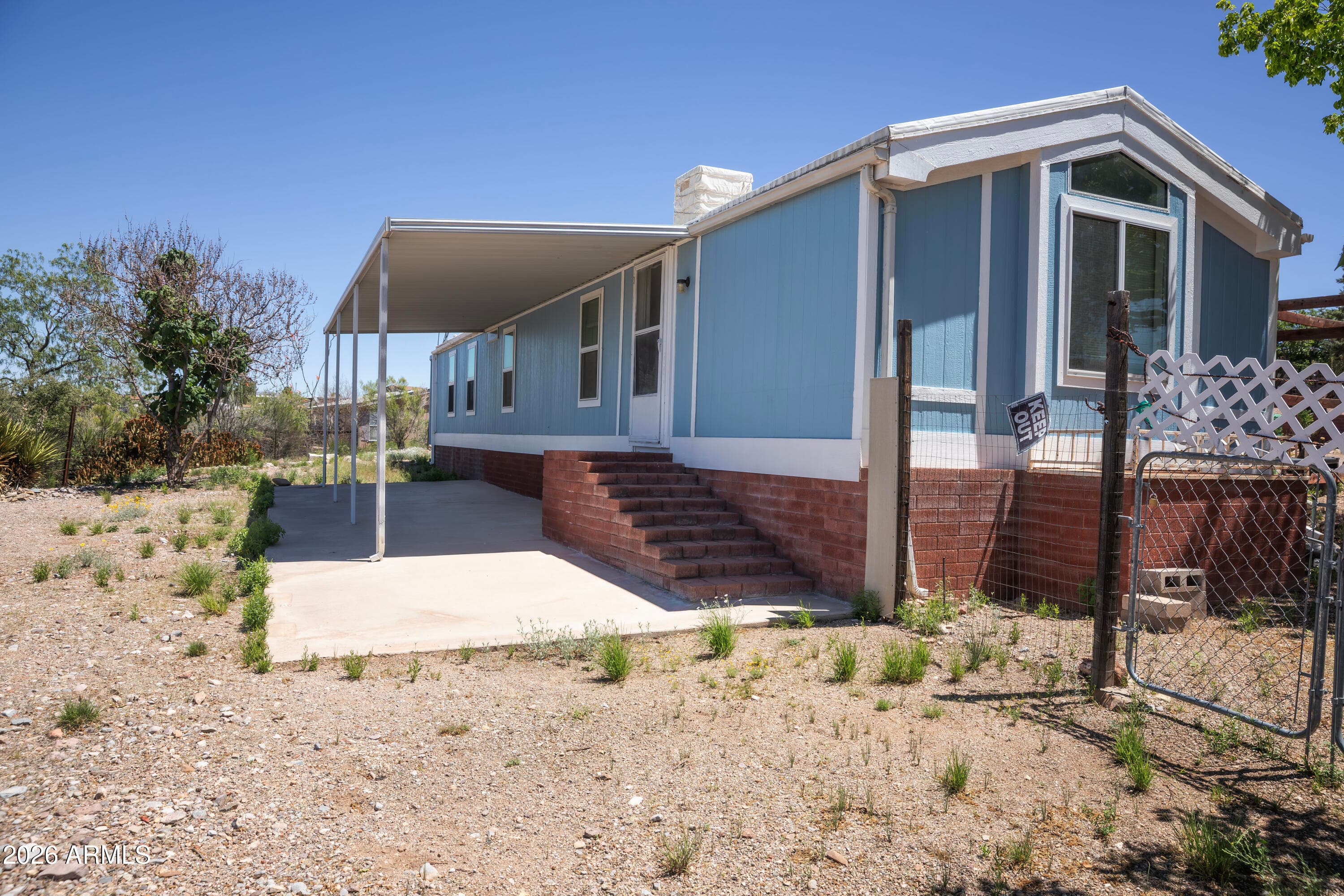 1975 E Cortez Dr — photo 1