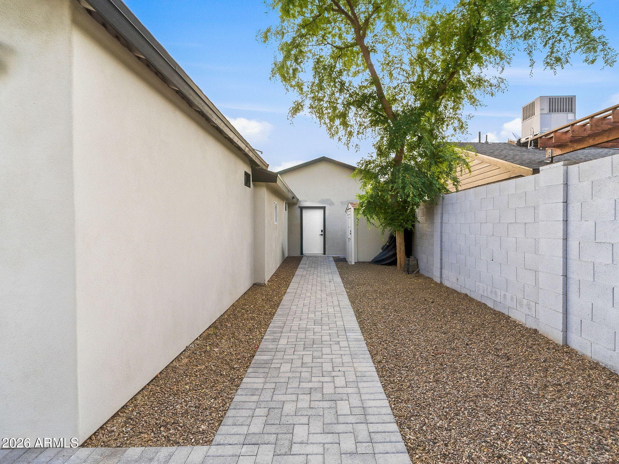 5229 N 18th Pl — photo 35
