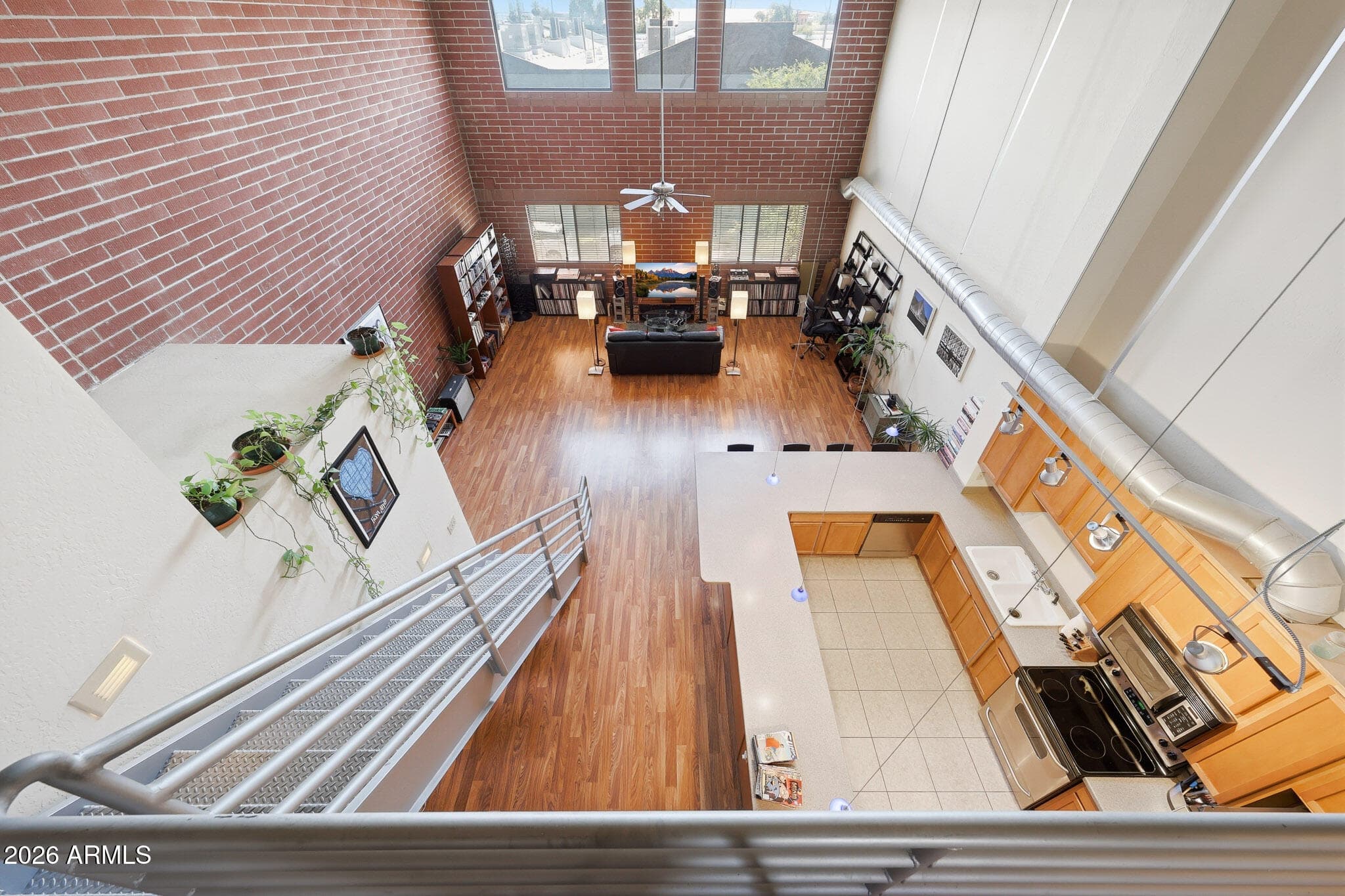 424 S 2ND ST - Photo 3
