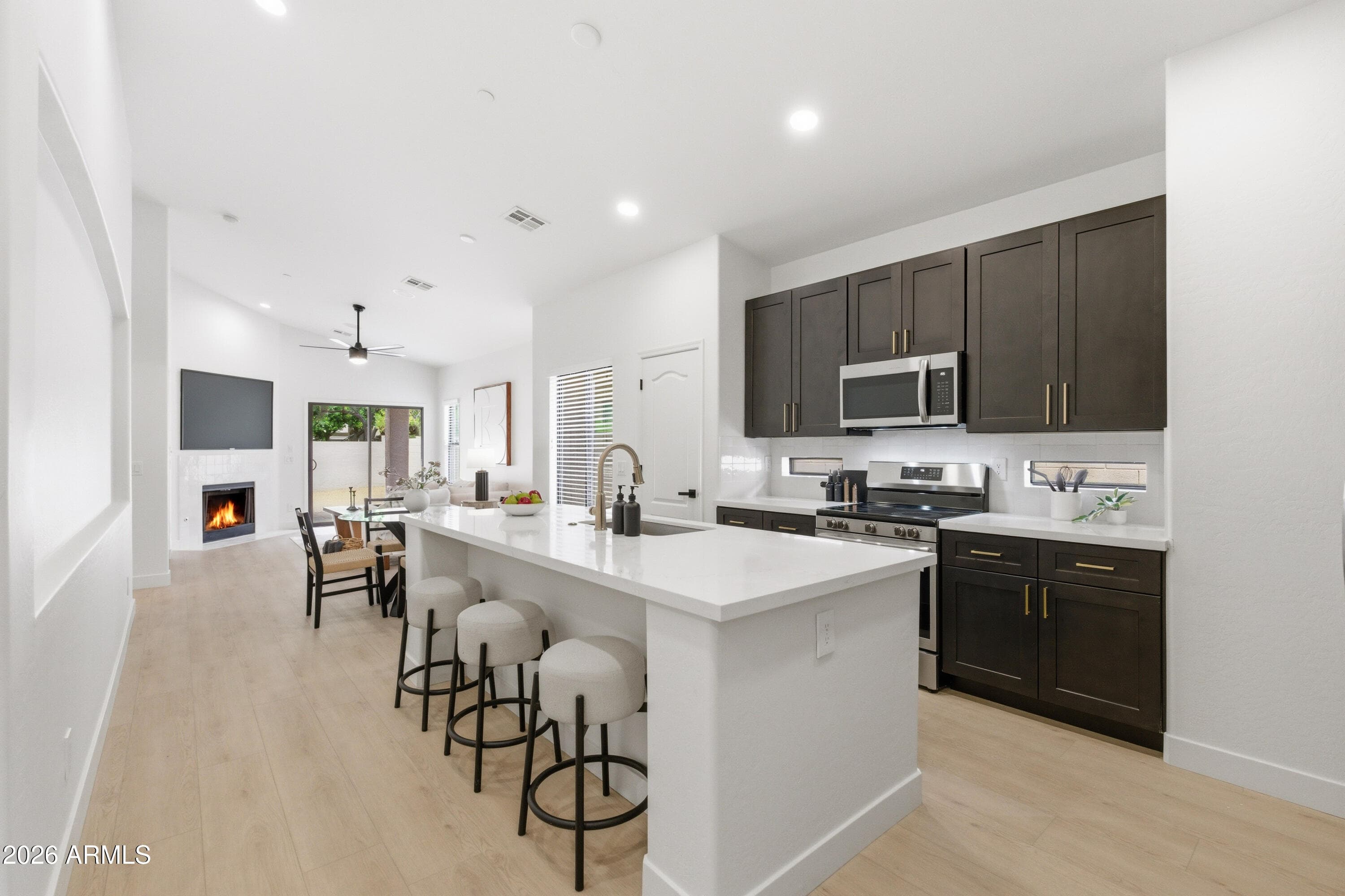 5252 E Carol Ave — photo 2