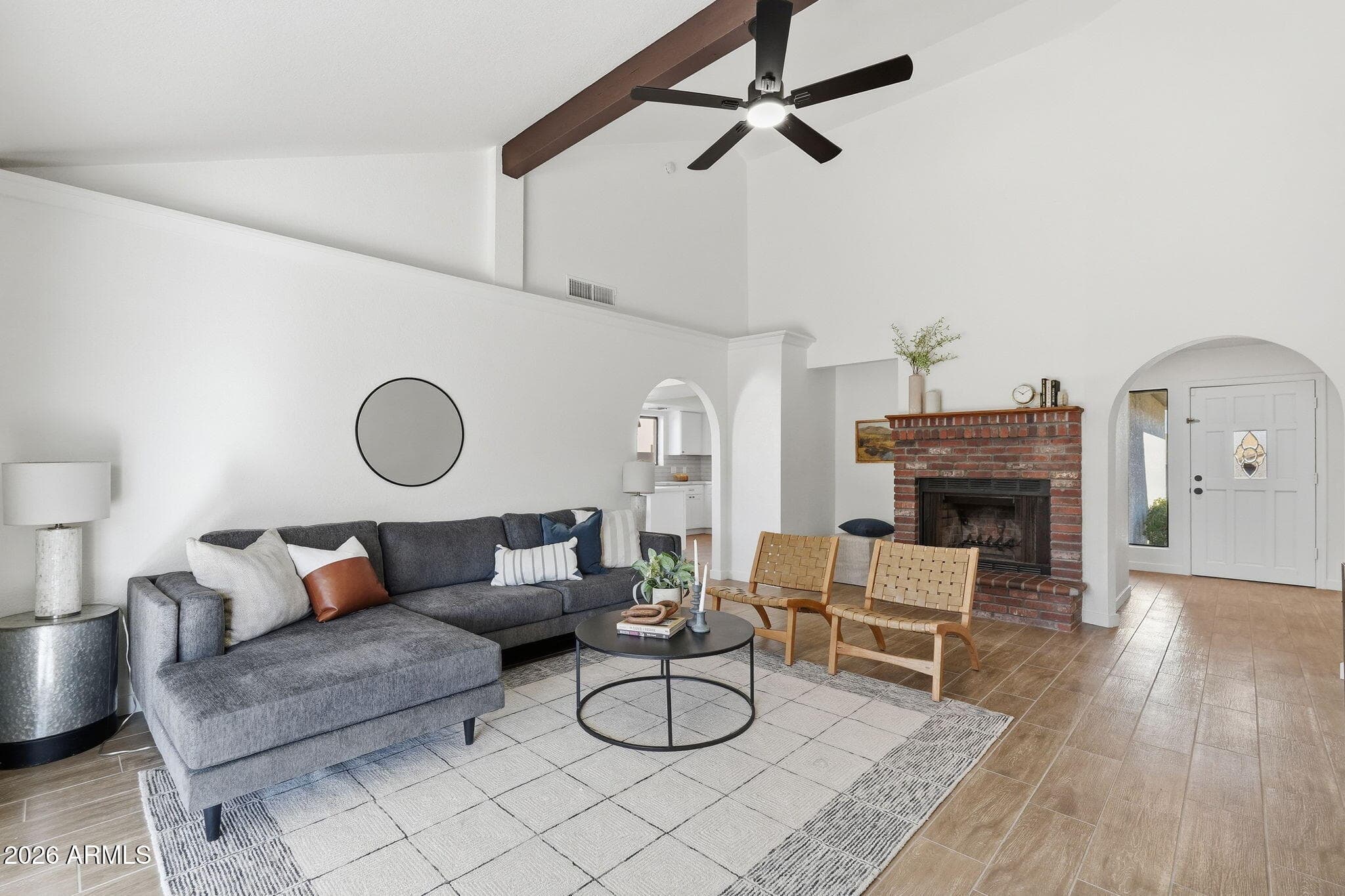 9872 E Del Monte Ave — photo 1