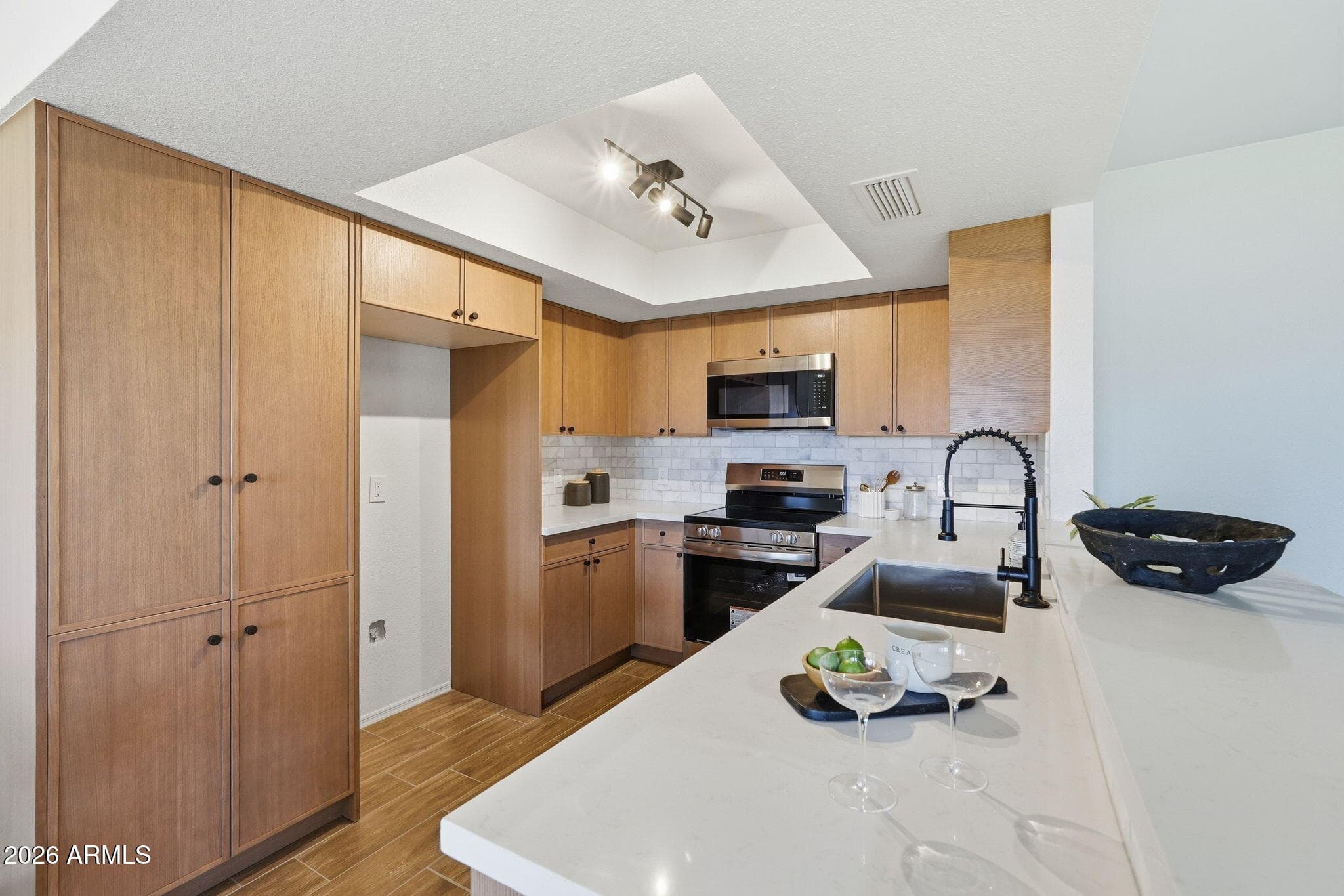 9453 W Mcrae Way — photo 2