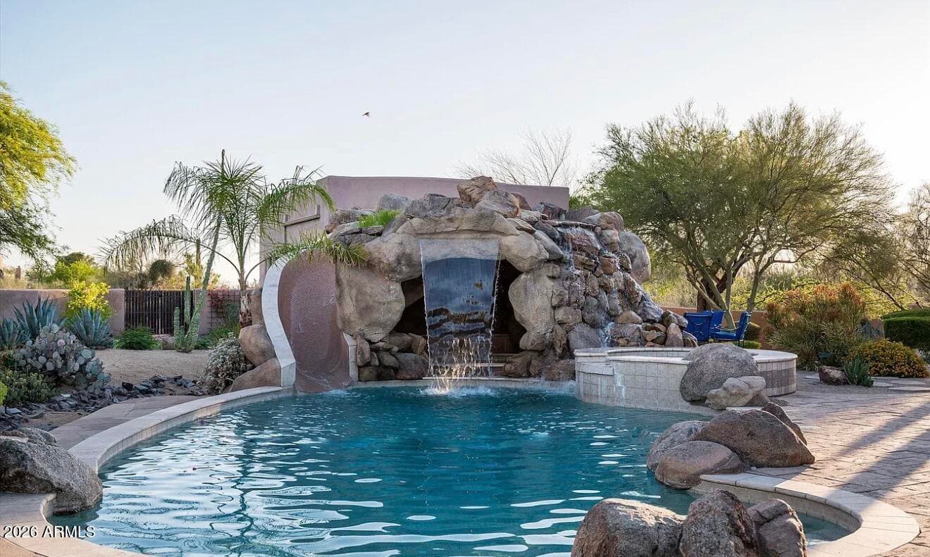 7025 E Ashler Hills Dr — photo 2