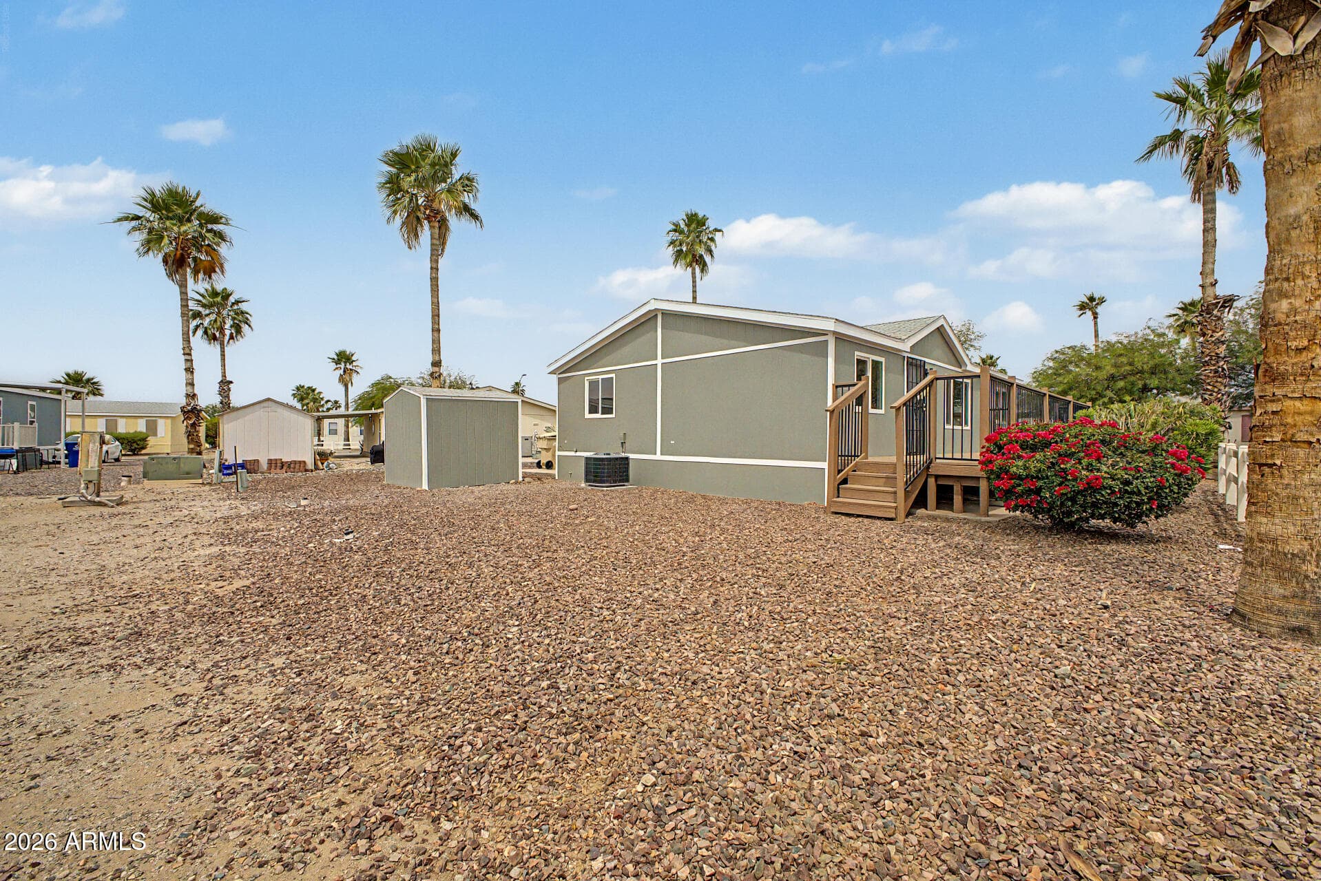 2000 S Apache Rd 220 — photo 23