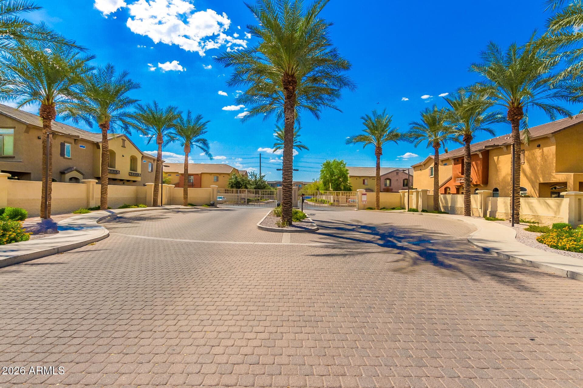 2401 E RIO SALADO PARKWAY - Photo 1