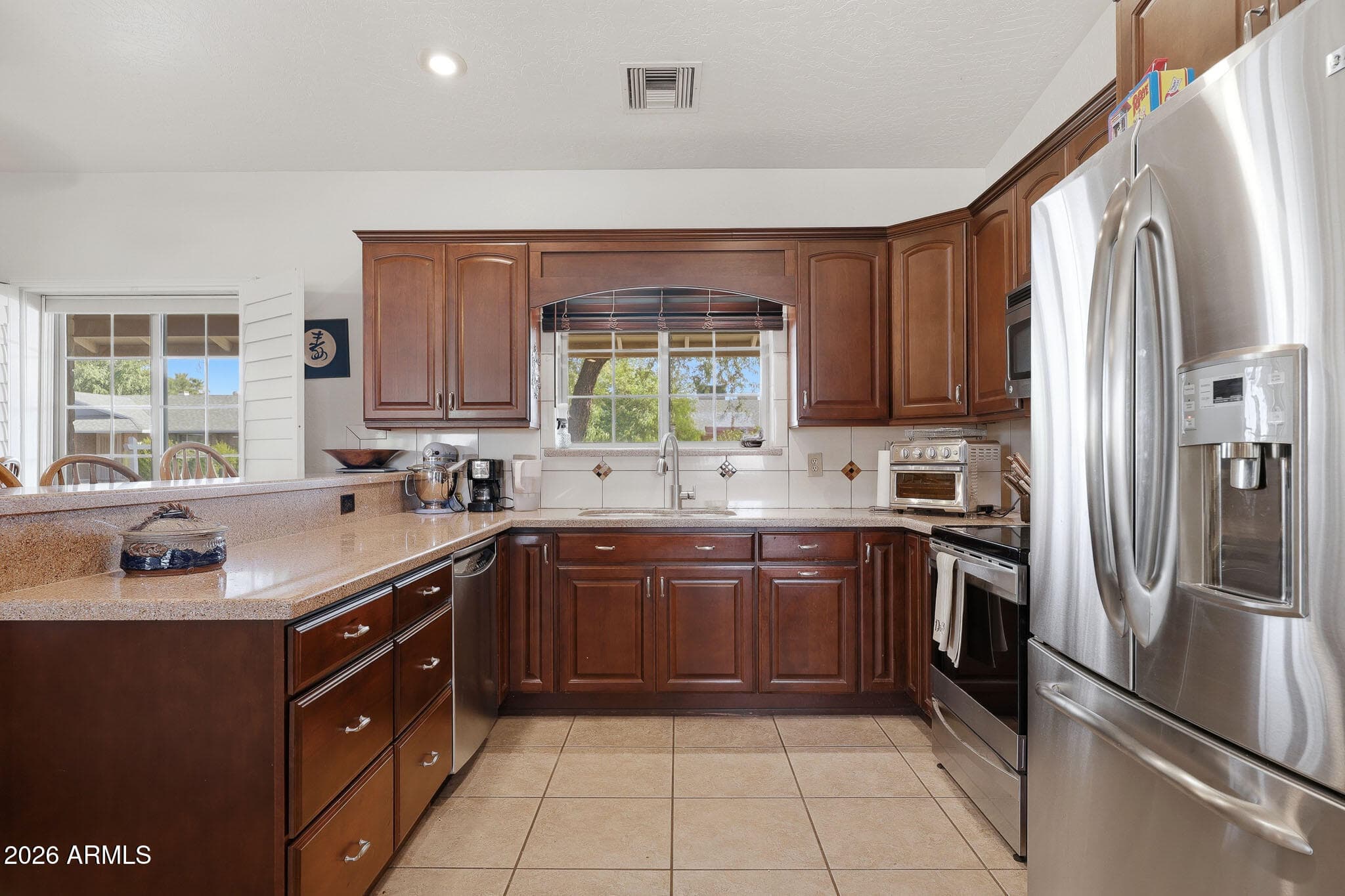 6140 E Hobart St — photo 2