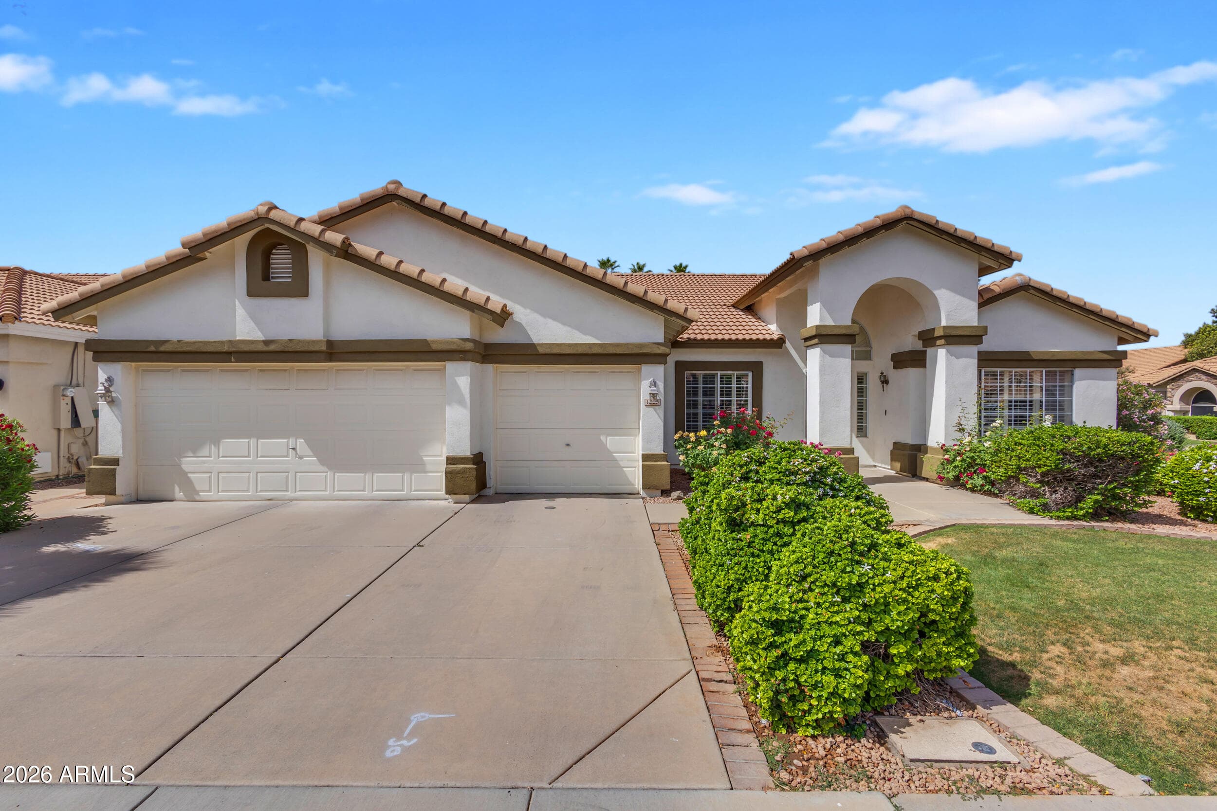 1220 N Cayman Dr — photo 2