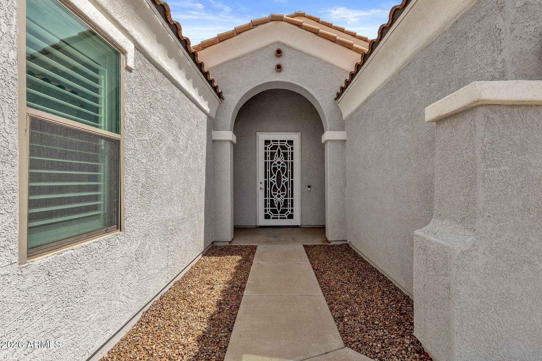 1211 E Mary Ln — photo 2