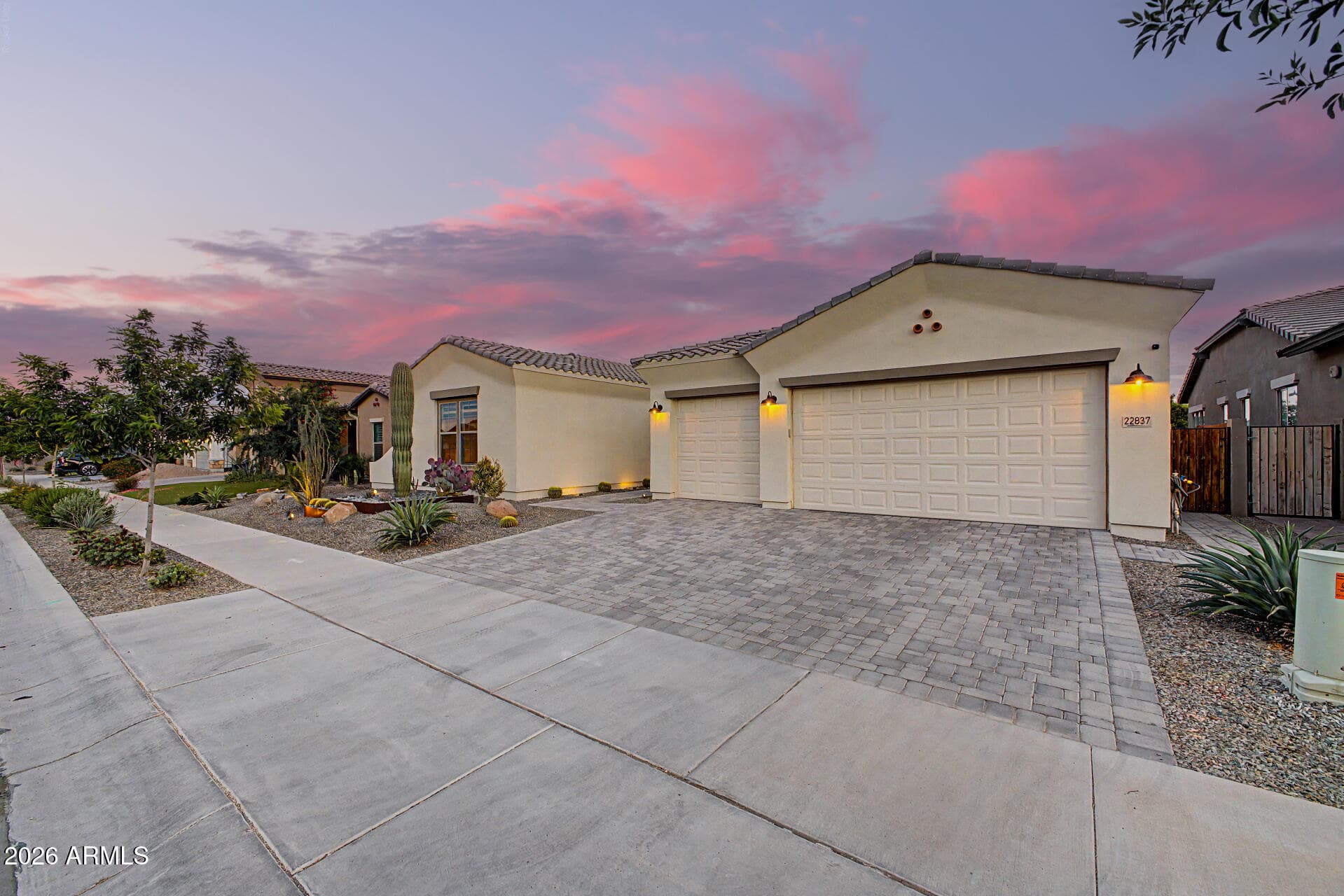 22837 E Orchard Ln — photo 2