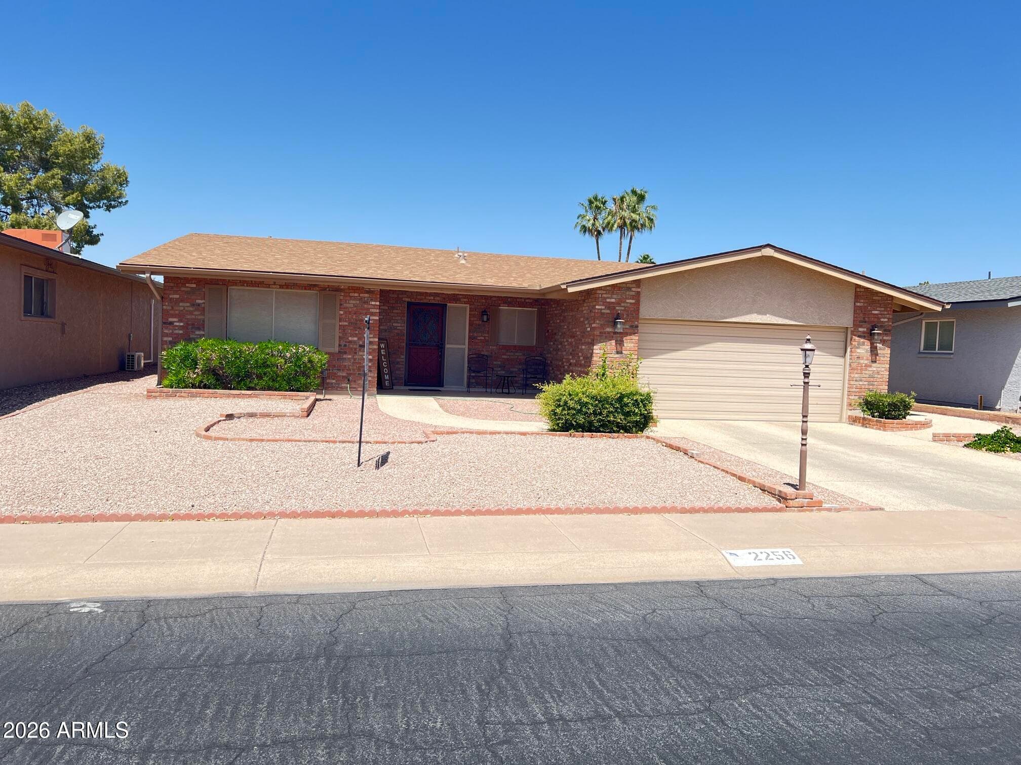 2256 N Middlecoff Dr — photo 1