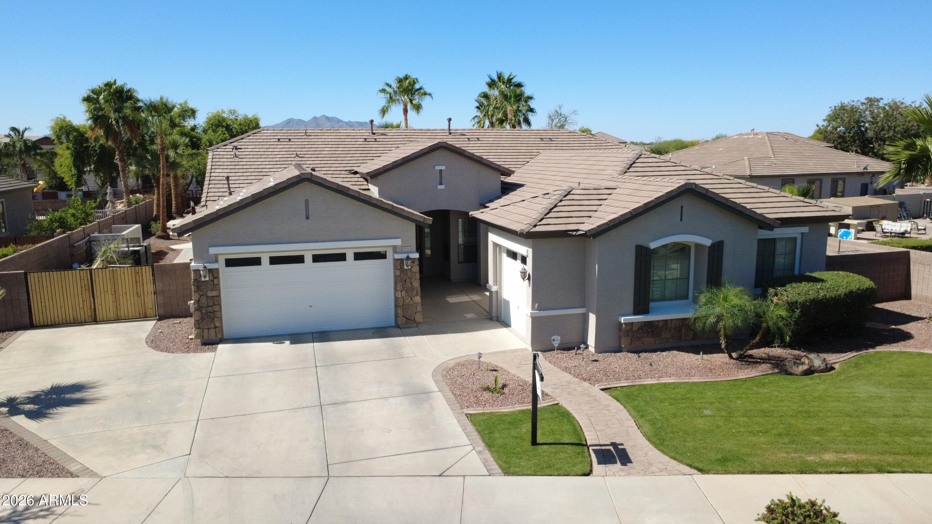 19041 E Arrowhead Trail — photo 2