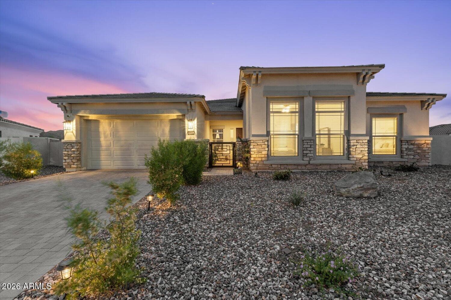 20264 W San Juan Ave — photo 1