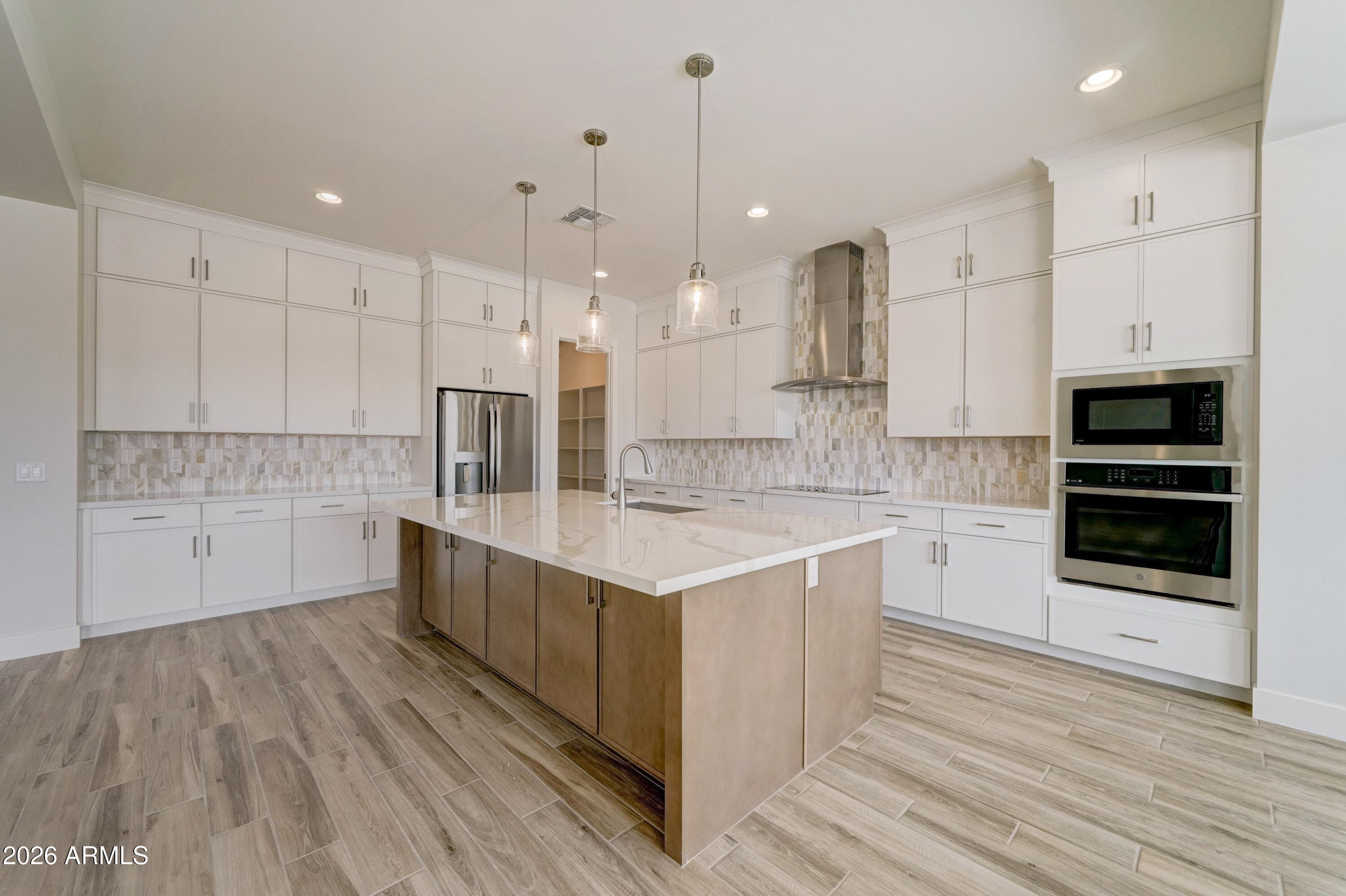 4075 W SILVERDALE RD - Photo 3