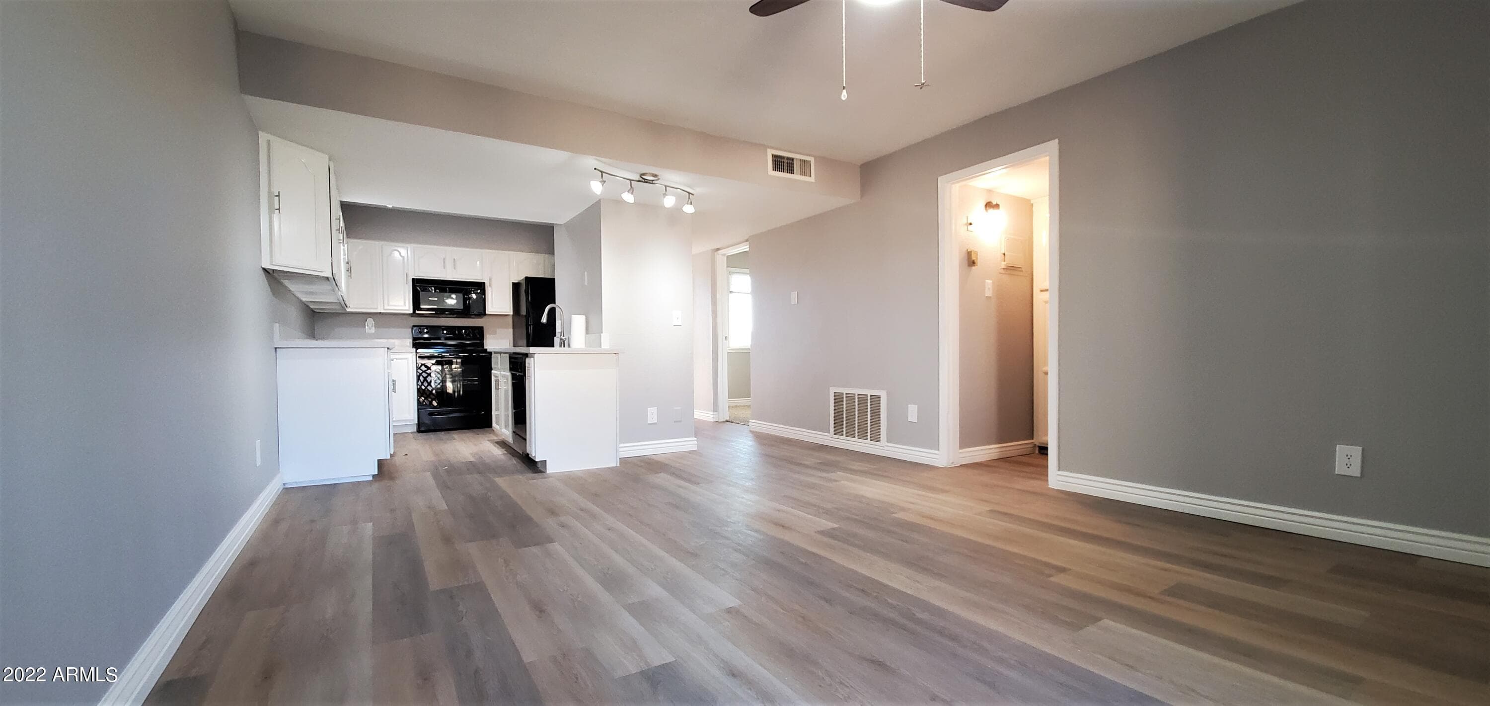 3313 N 68th St 211 — photo 1