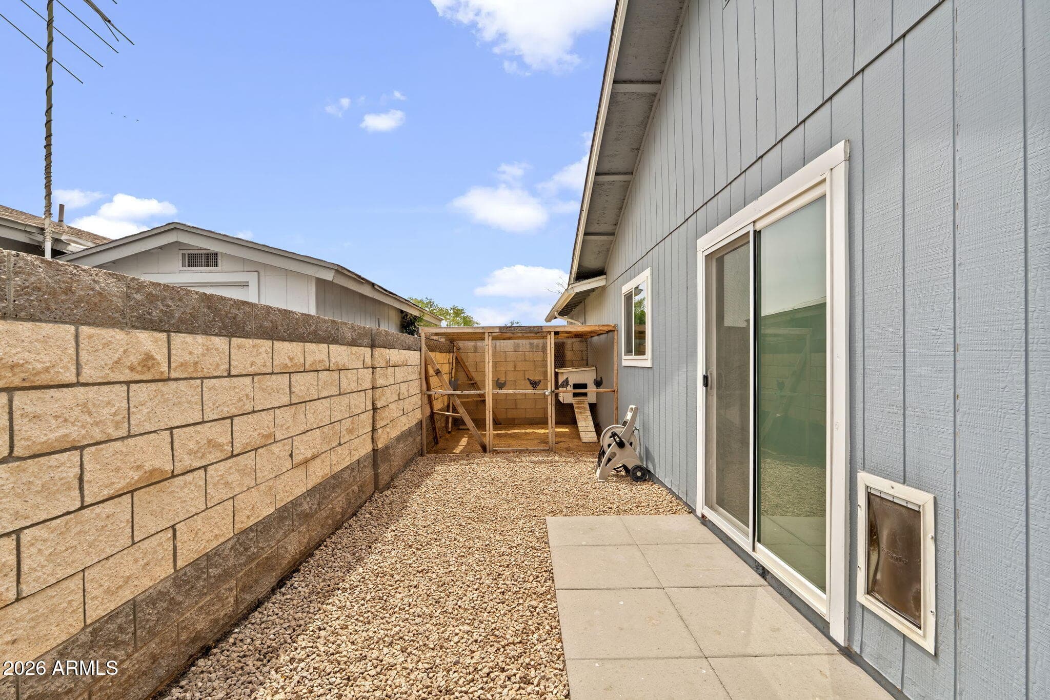 560 W Emerald Ave — photo 22