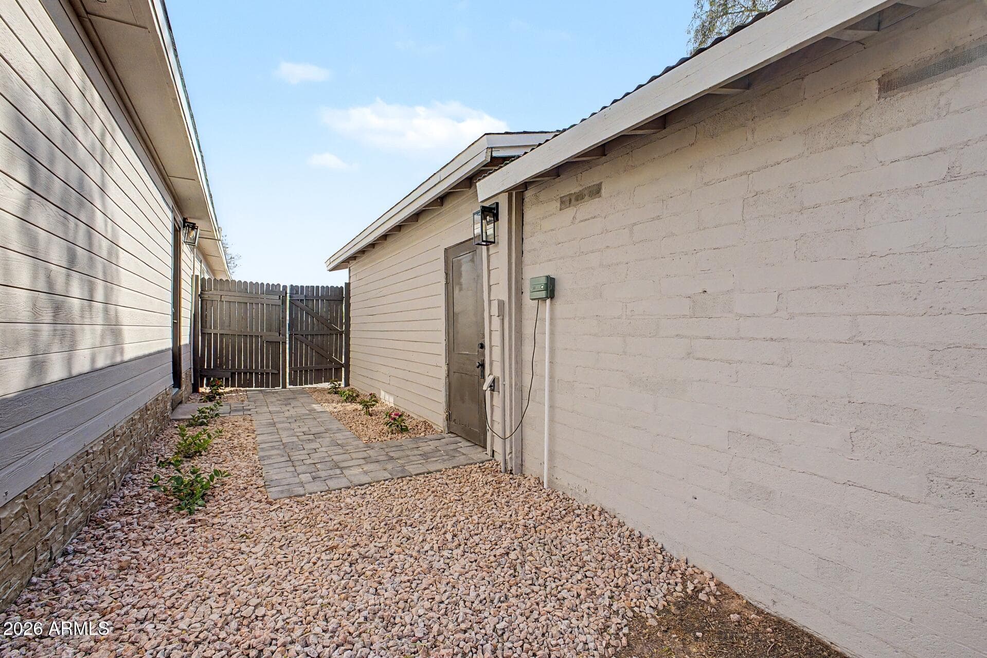 1914 E Monte Vista Rd — photo 26