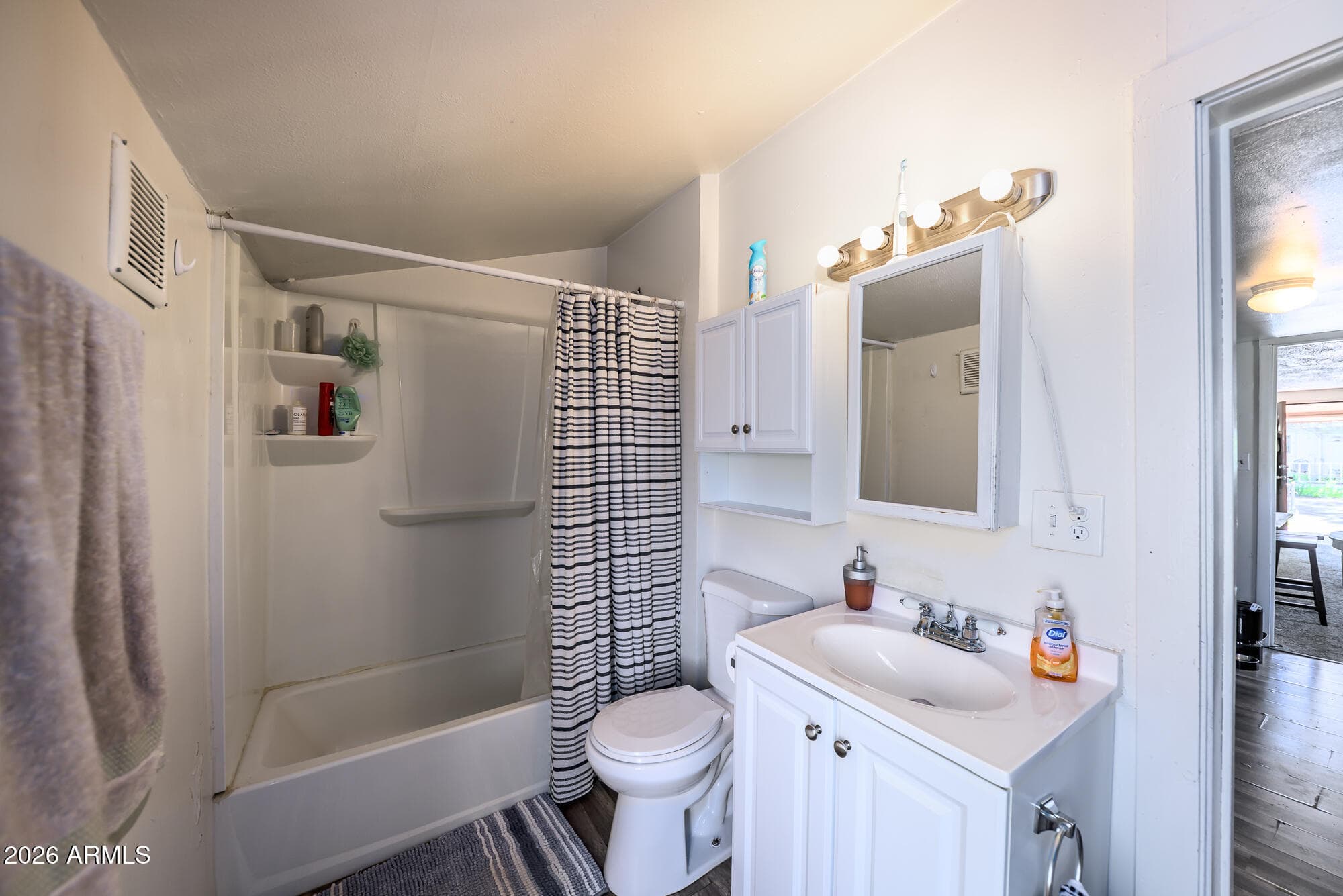 417 S Wc Riles St — photo 9