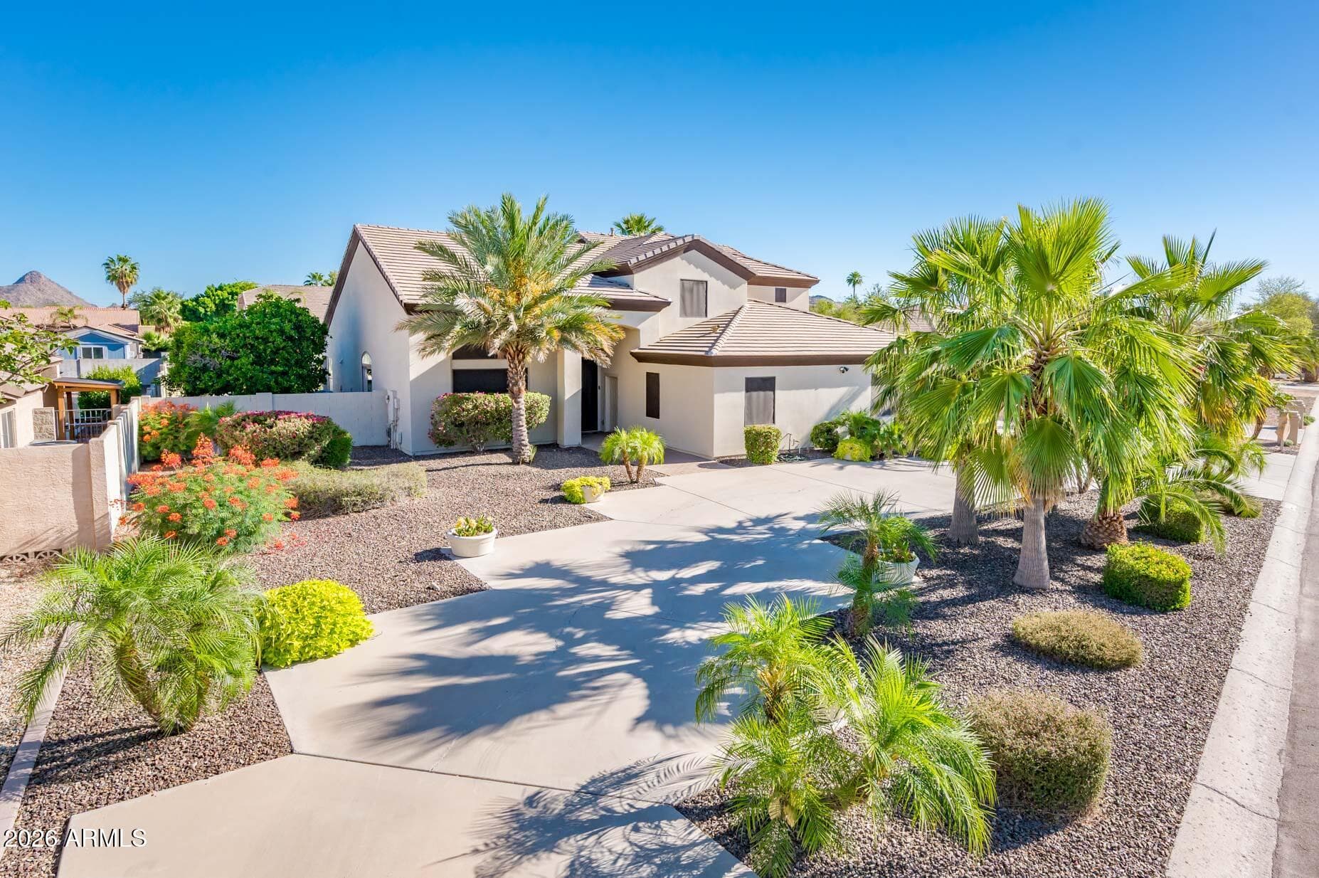 5322 W Whispering Wind Dr — photo 2