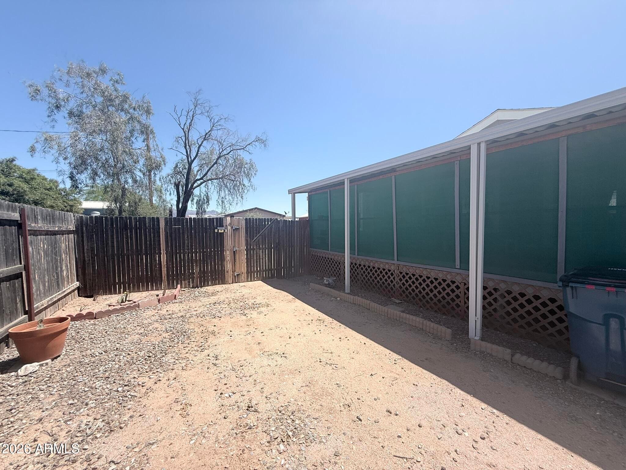 2685 W Foothill St — photo 49