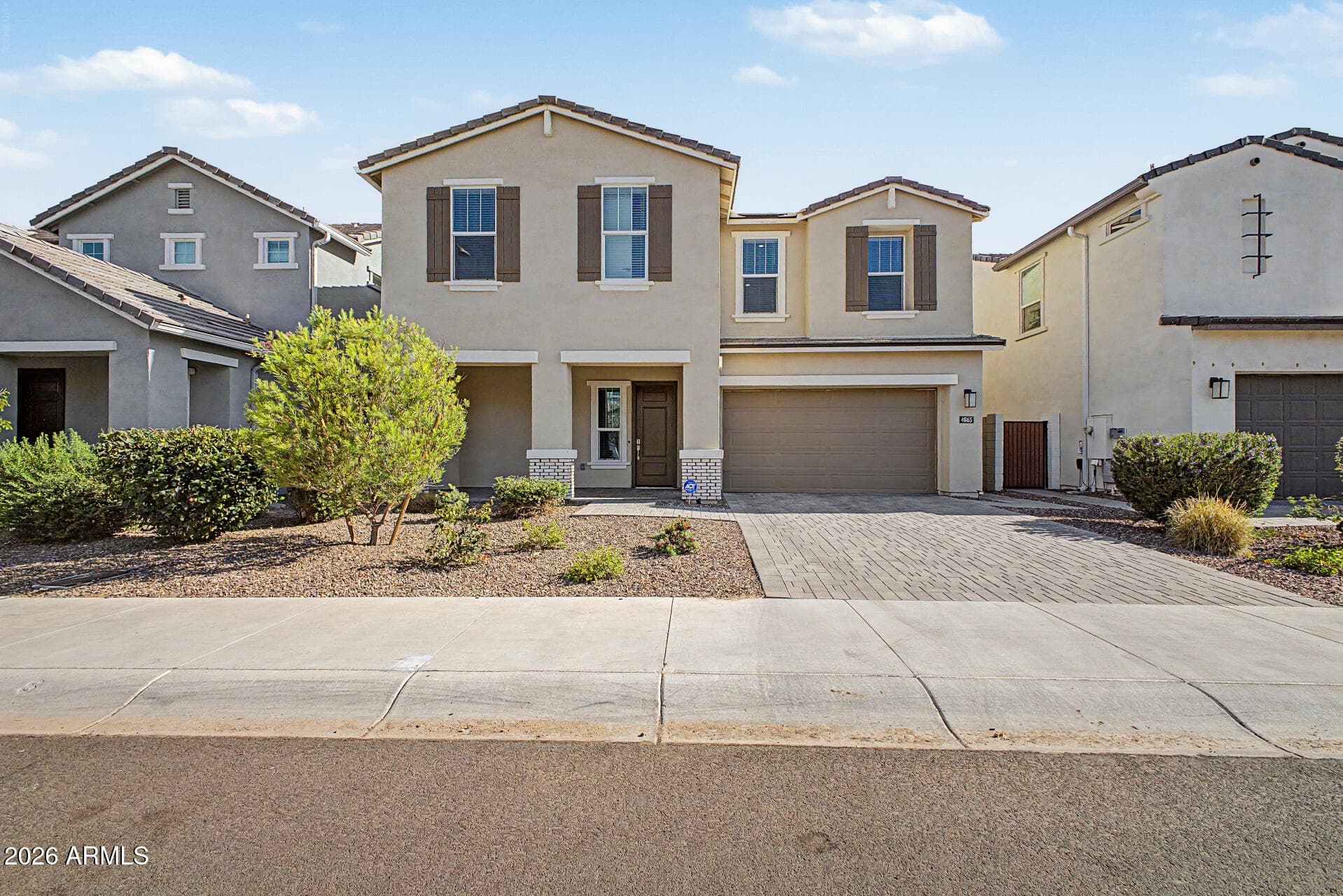 4865 E St John Rd — photo 2