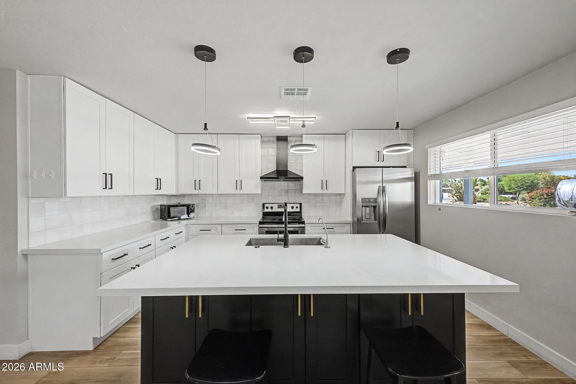 6501 E Cypress St — photo 1