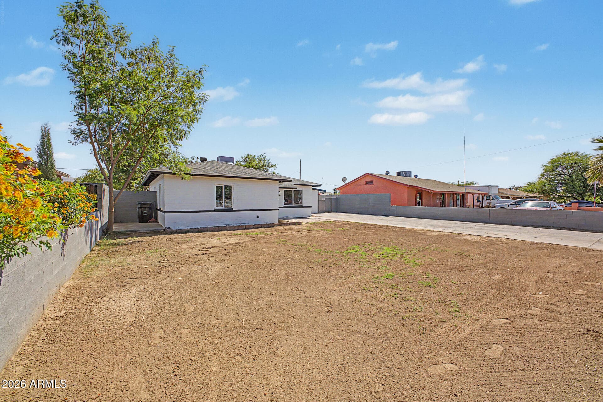 117 W Roeser Rd — photo 2