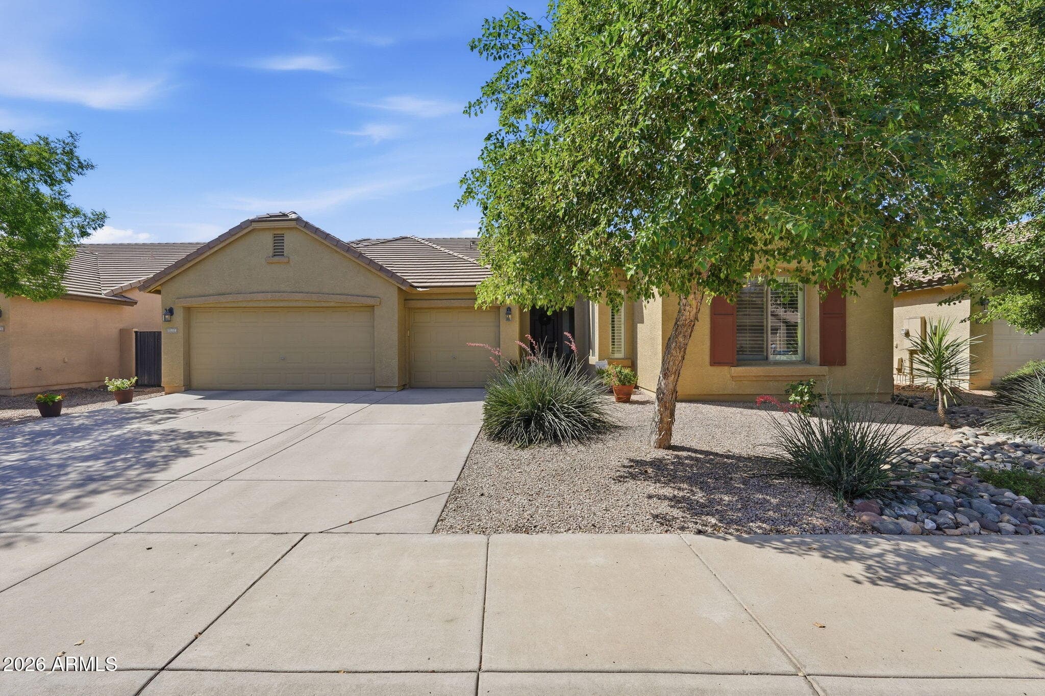 11959 W Patrick Ln — photo 1