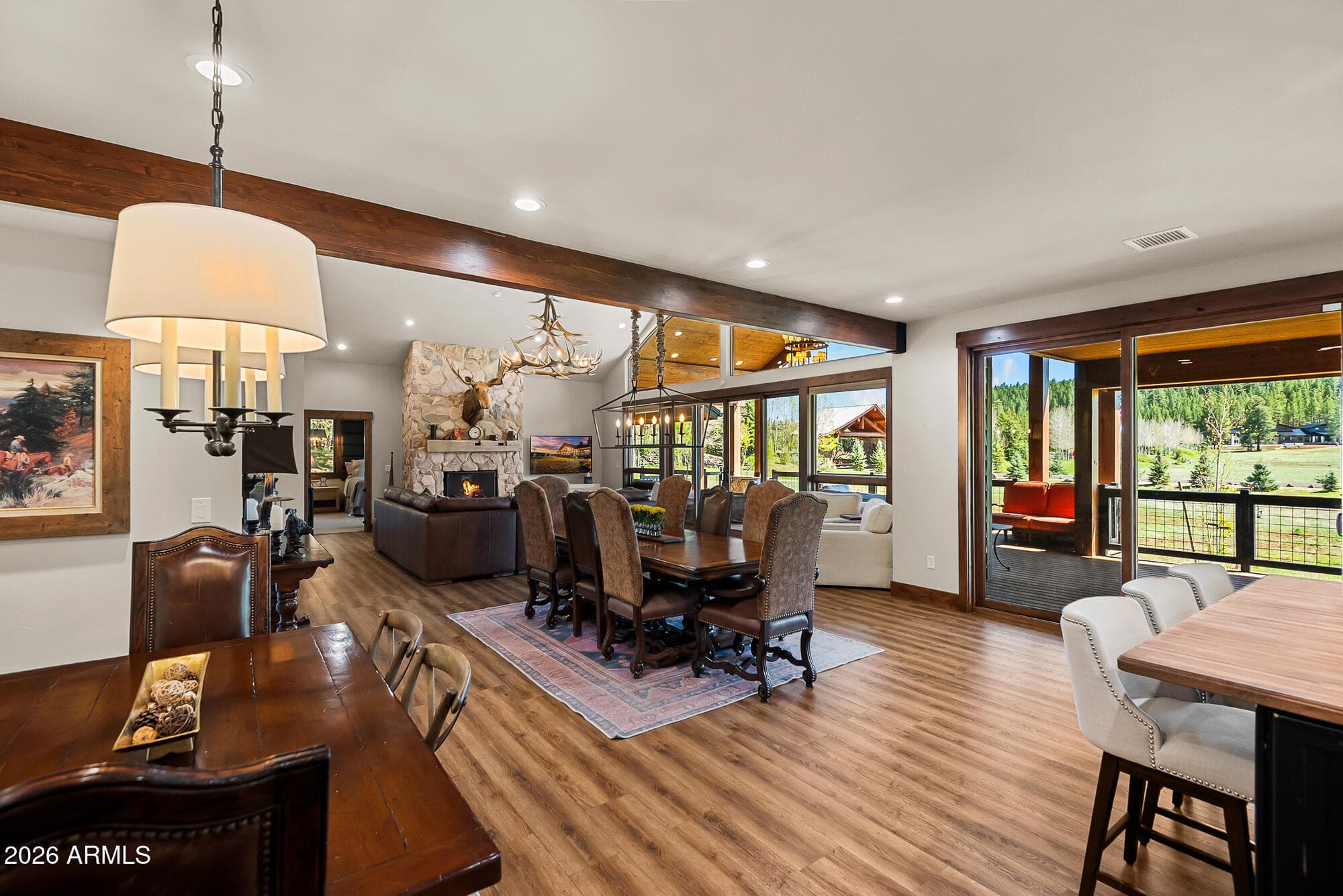405 E FOXBORO RD - Photo 3