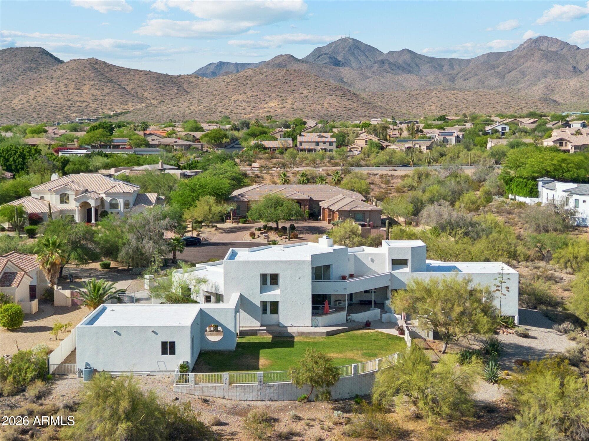 12227 E Shangri La Rd — photo 1