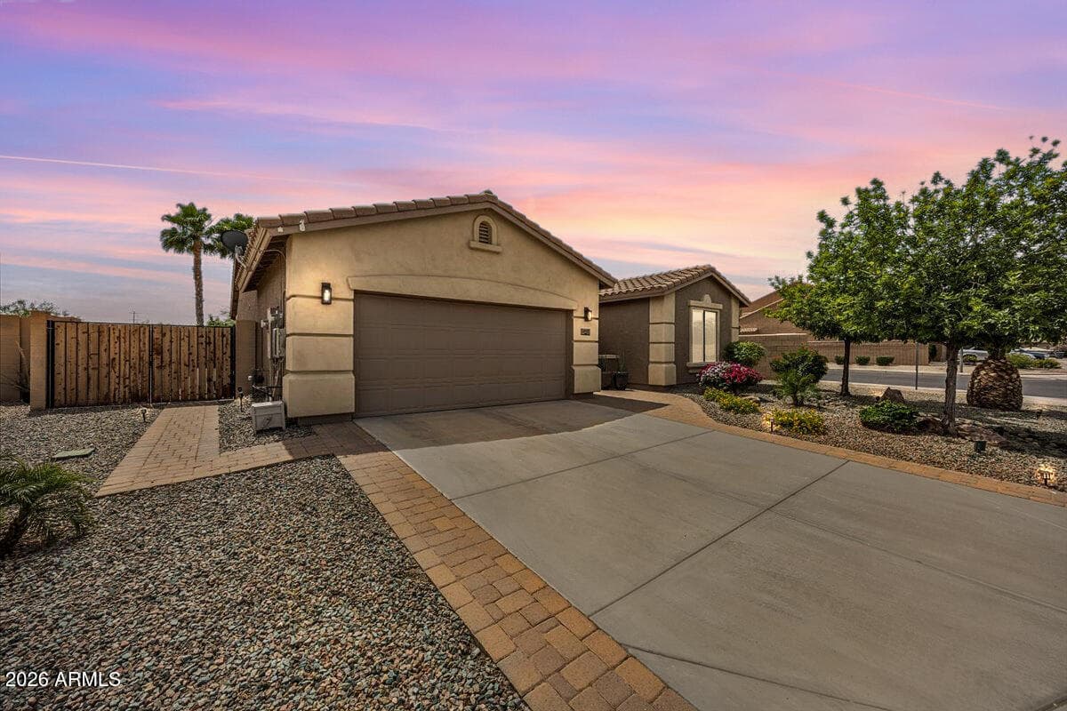 292 S San Luis Rey Trail — photo 1