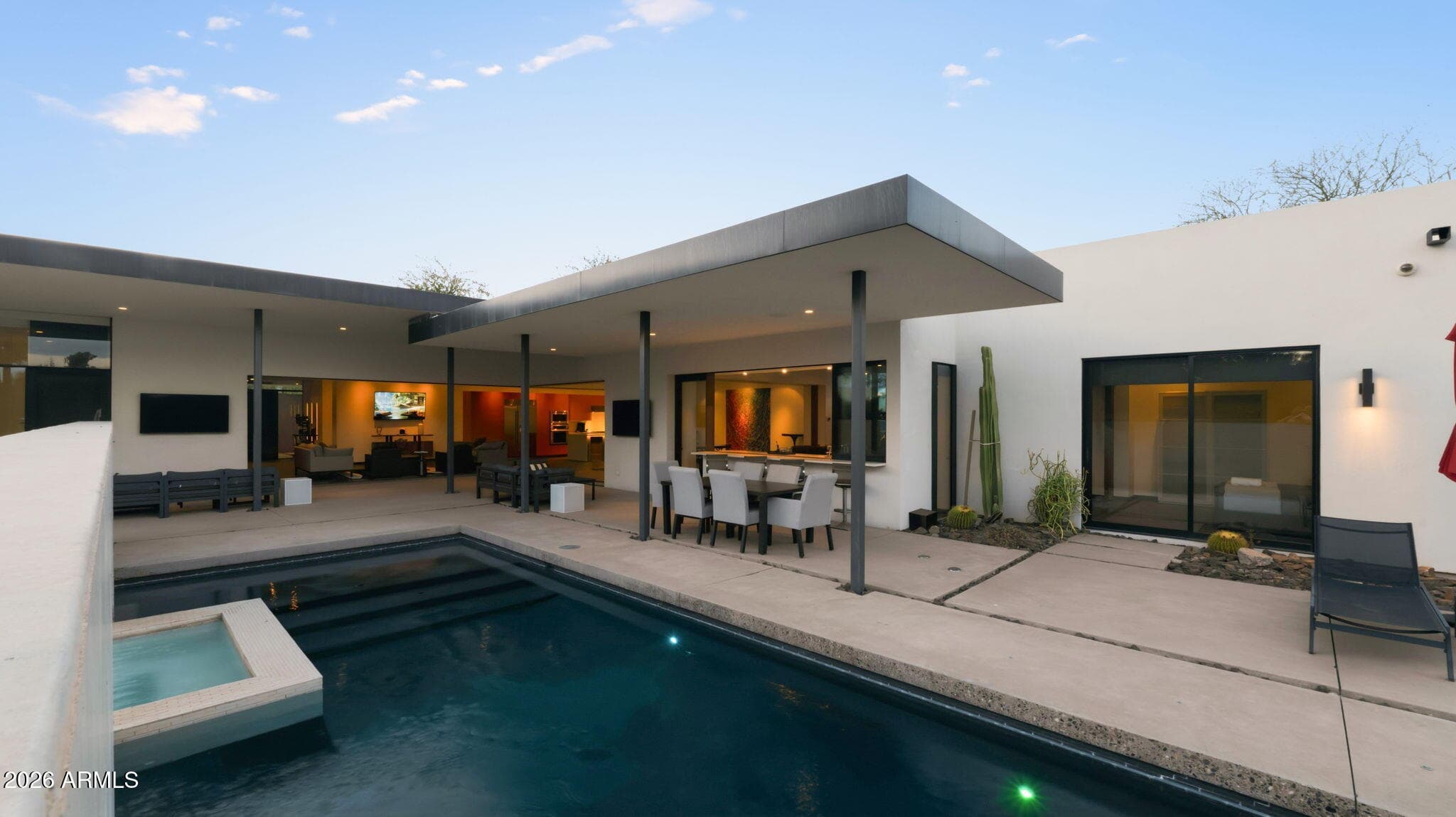 7433 E Cholla Ln — photo 2