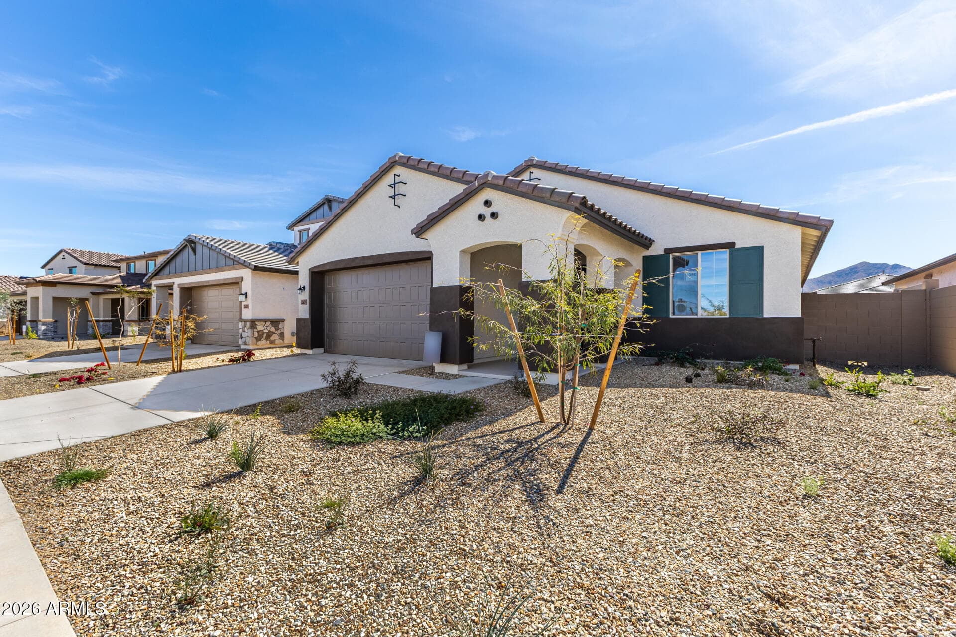 22645 W Irma Ln — photo 1