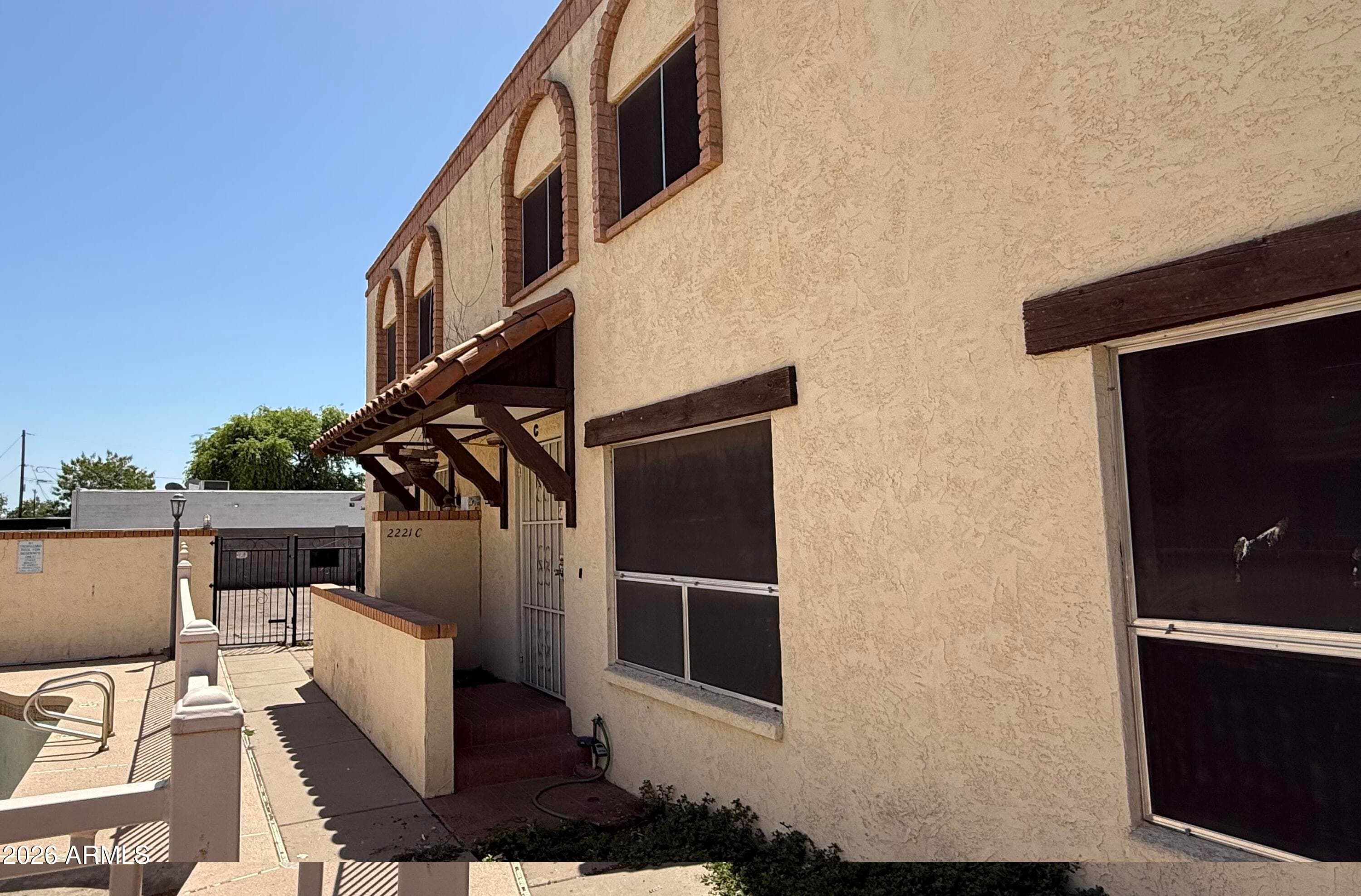 2221 W Turney Ave C — photo 2