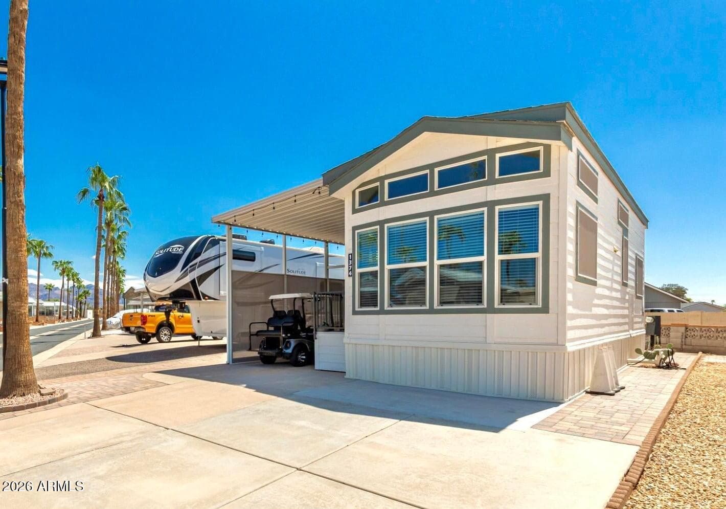 1374 W Chesapeake Ave — photo 1