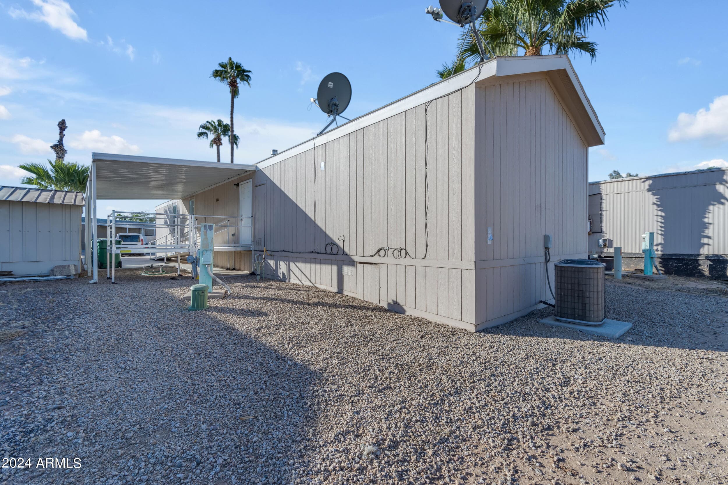 1650 S ARIZONA AVE - Photo 4
