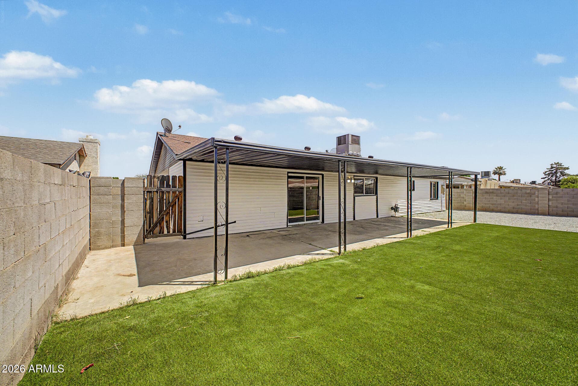 1632 N 55th Dr — photo 36