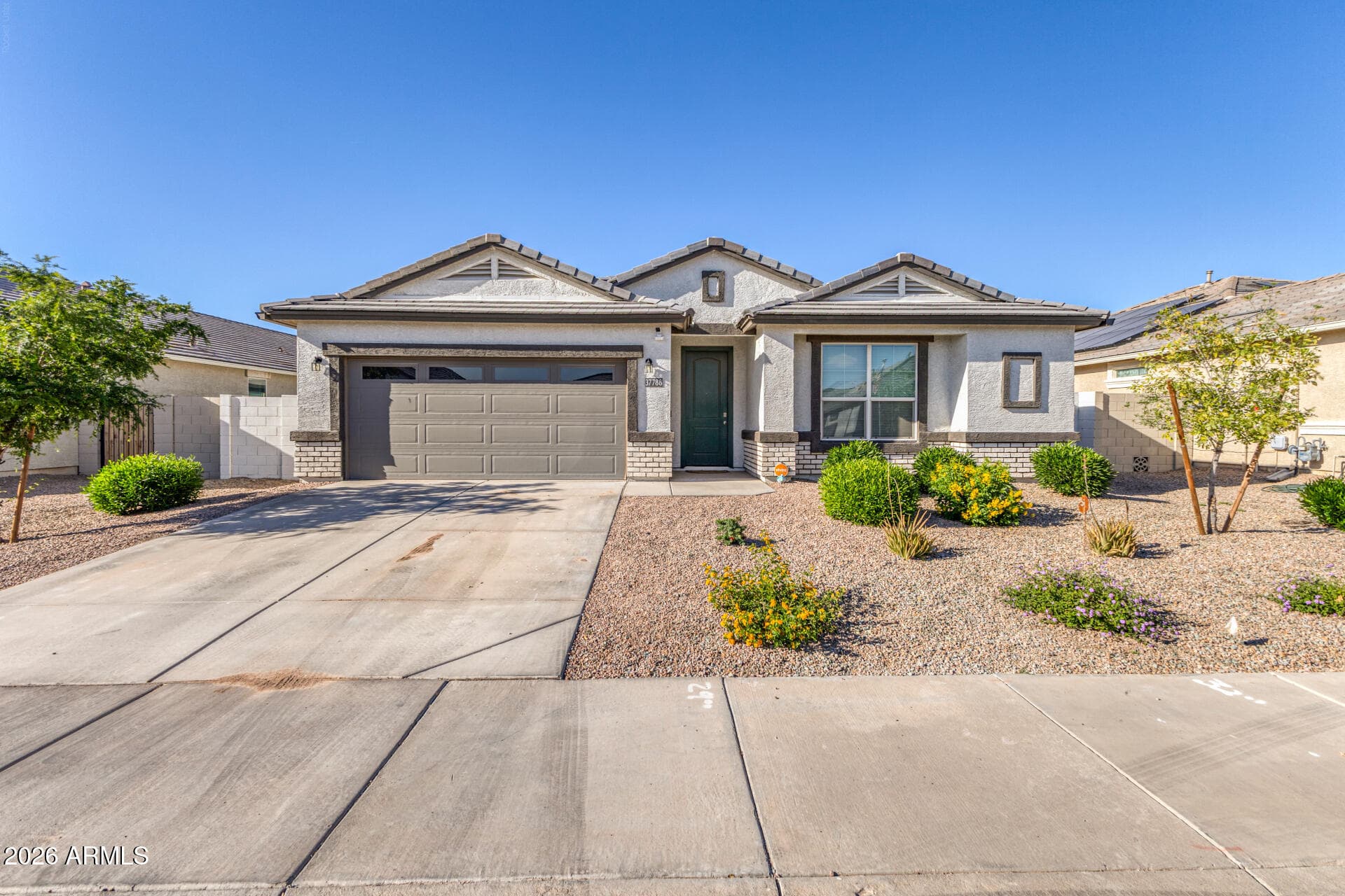 37788 W Santa Barbara Ave — photo 1