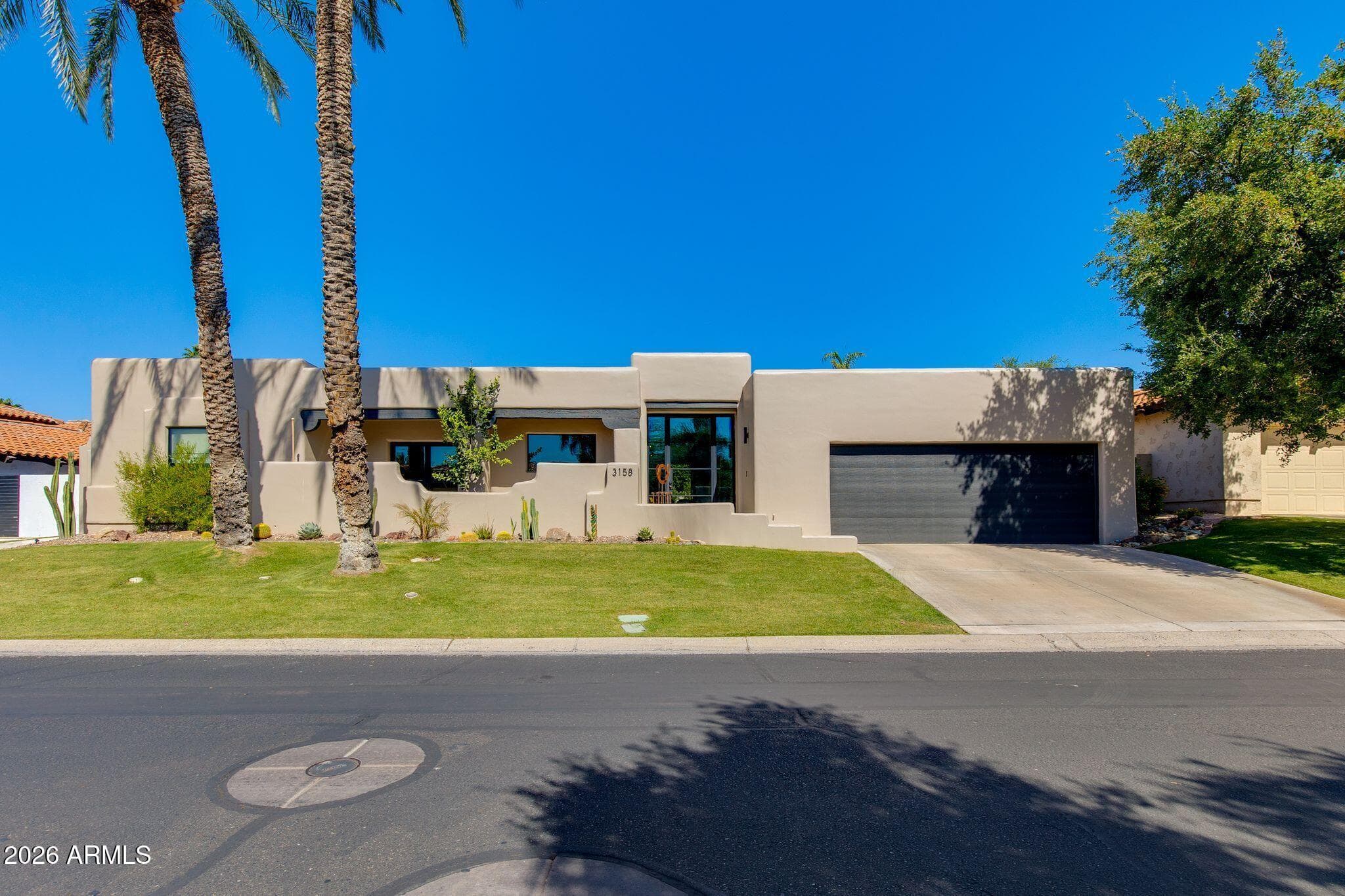 3158 E ROSE LN - Photo 2