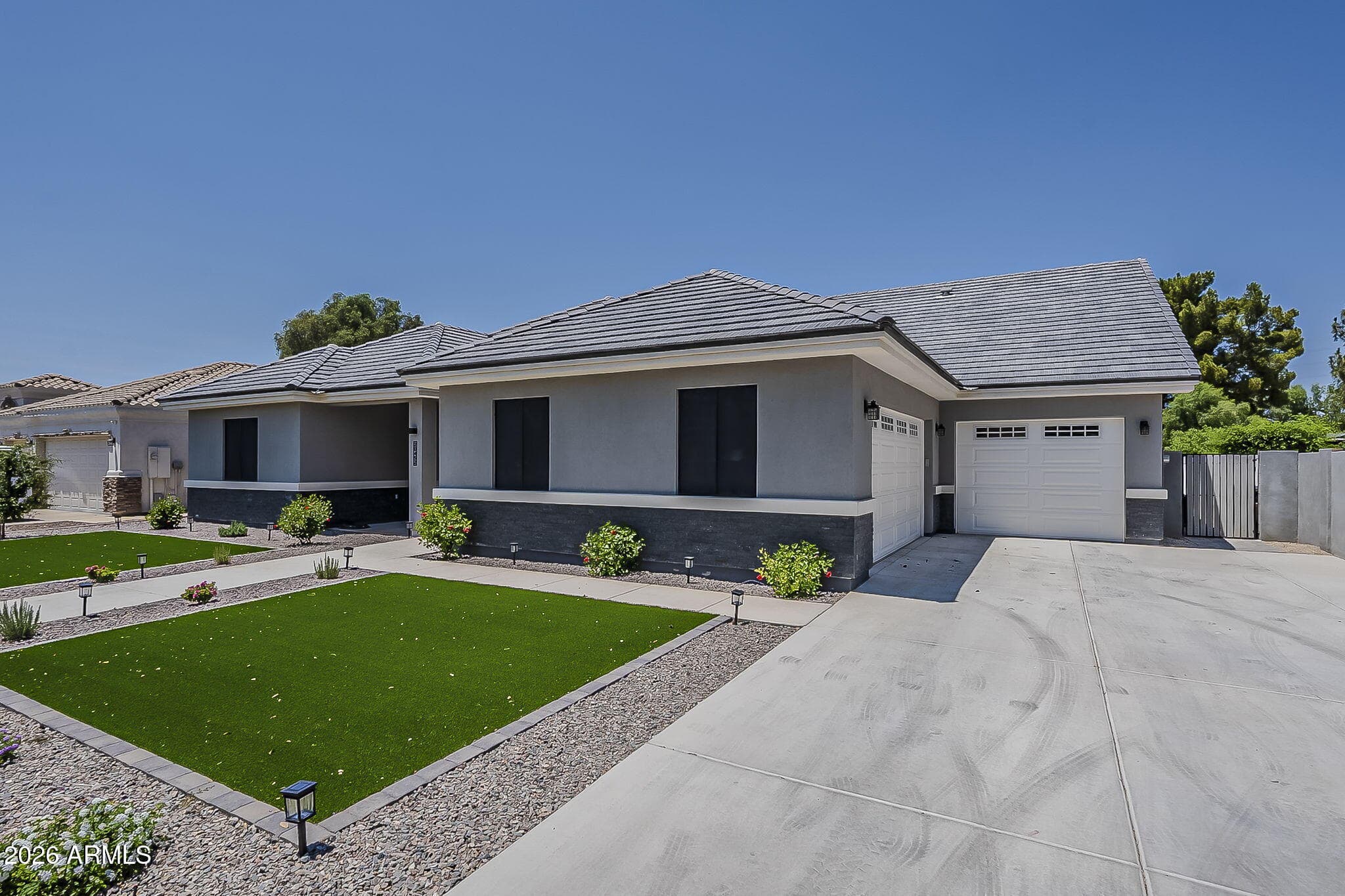 20452 E APPALOOSA DR - Photo 3