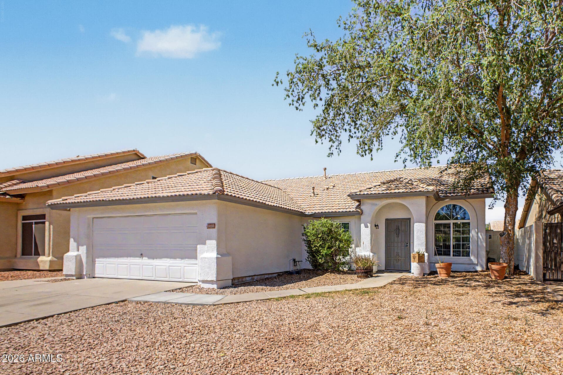 1460 W Gail Dr — photo 2