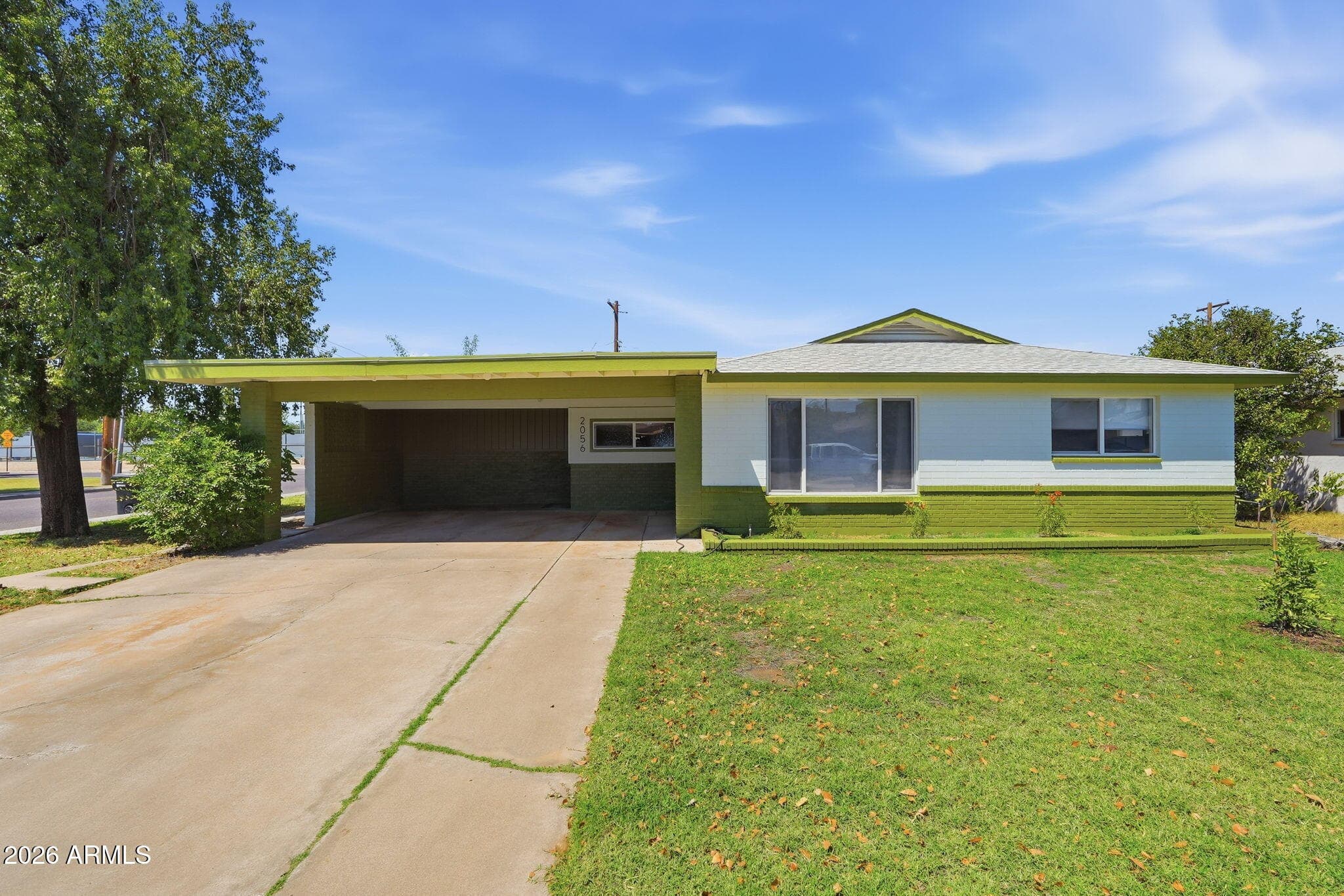 2056 W Marlette Ave — photo 1