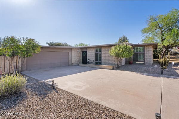 14851 N Greenhurst Ave — photo 1