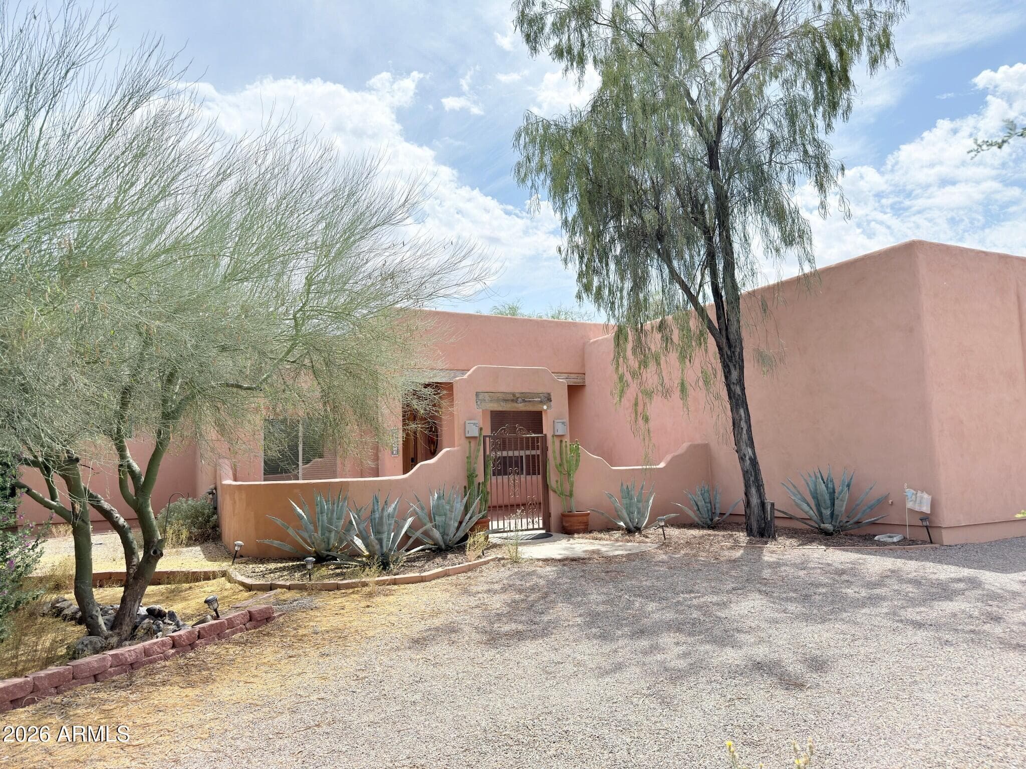 1127 E Joy Ranch Rd — photo 1