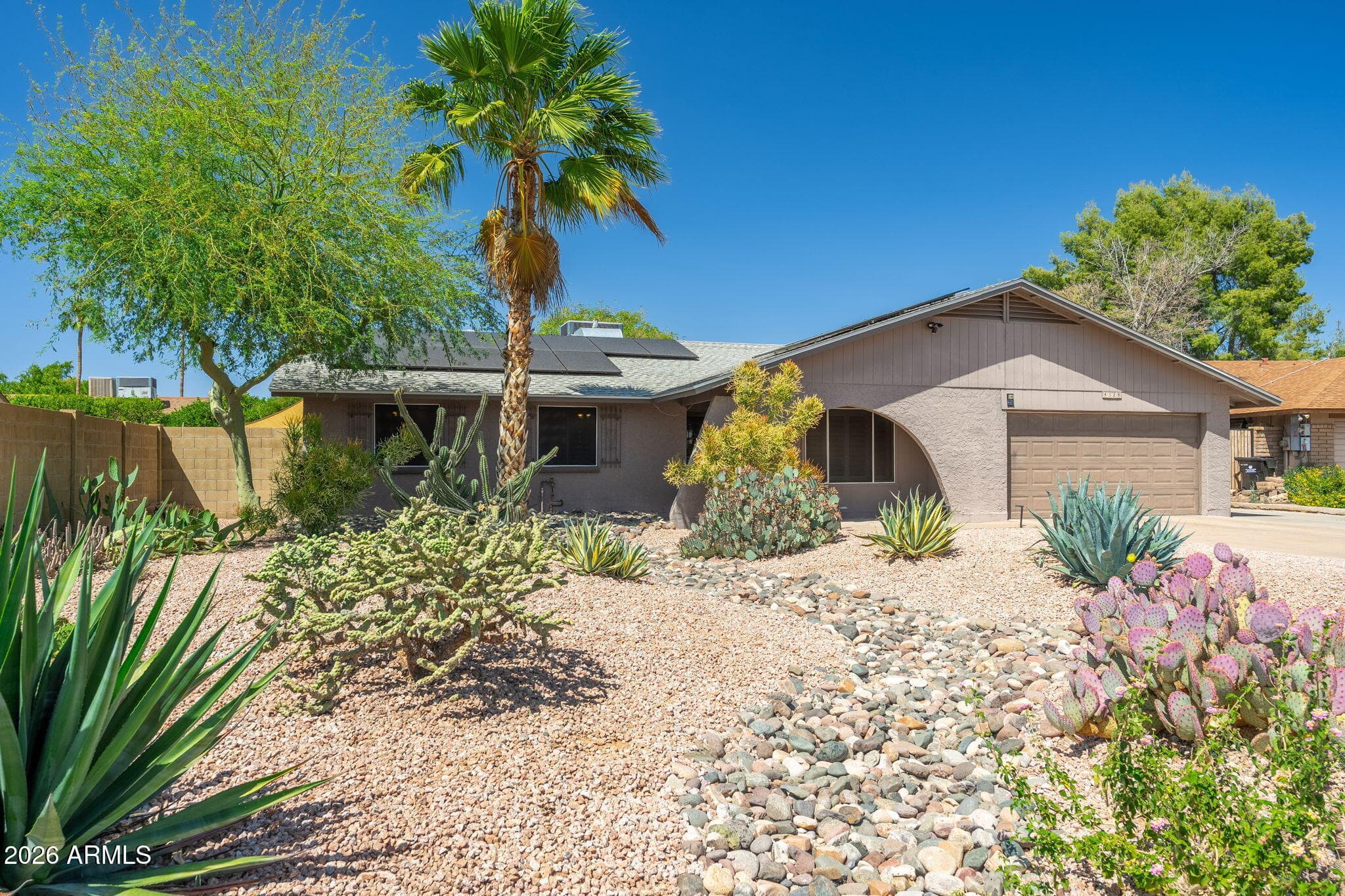 4128 W Meadow Dr — photo 1