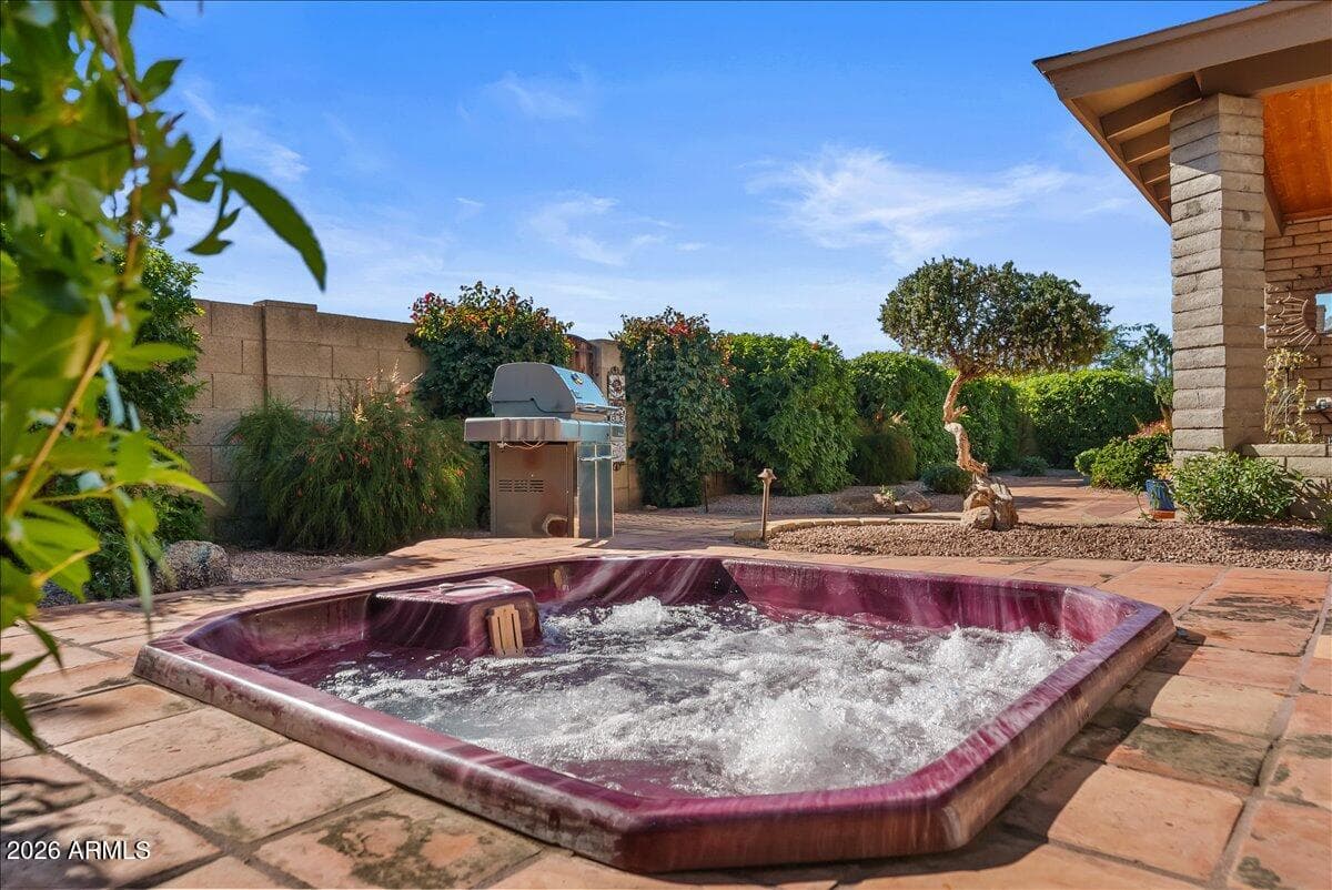 1019 E WAGON WHEEL DR - Photo 4