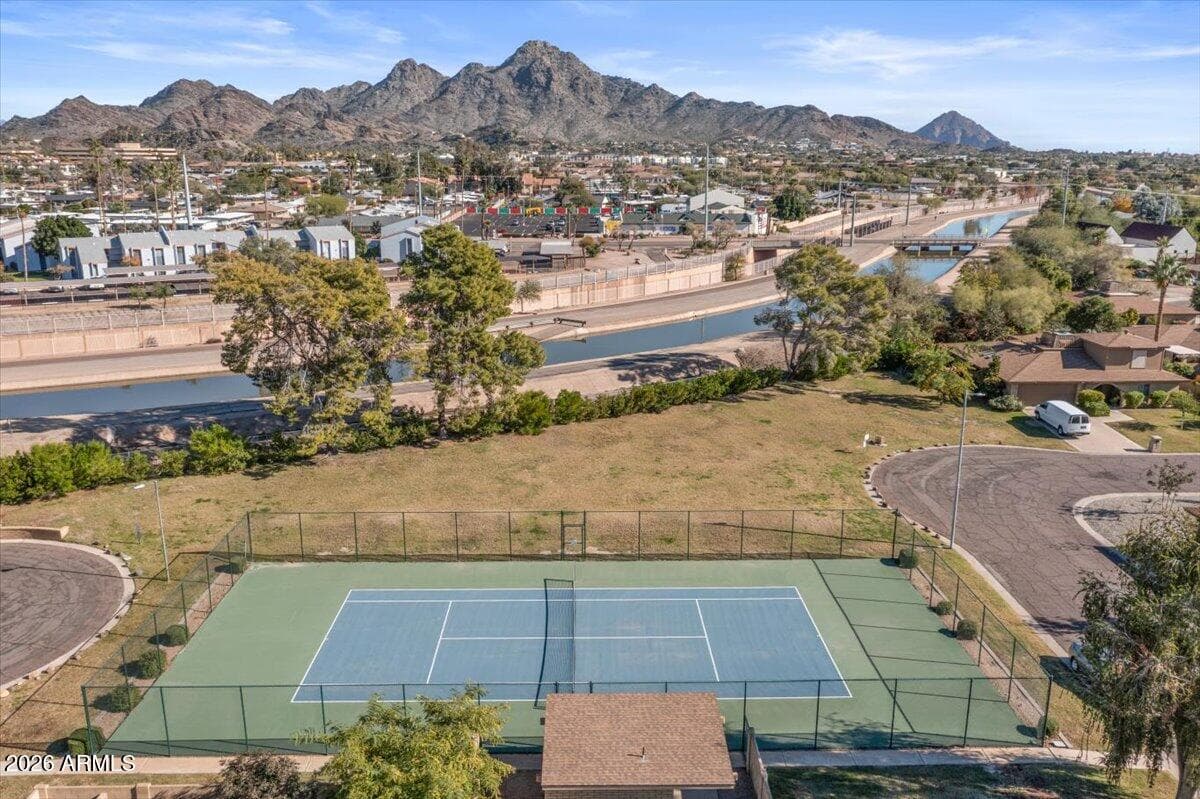 1019 E WAGON WHEEL DR - Photo 3