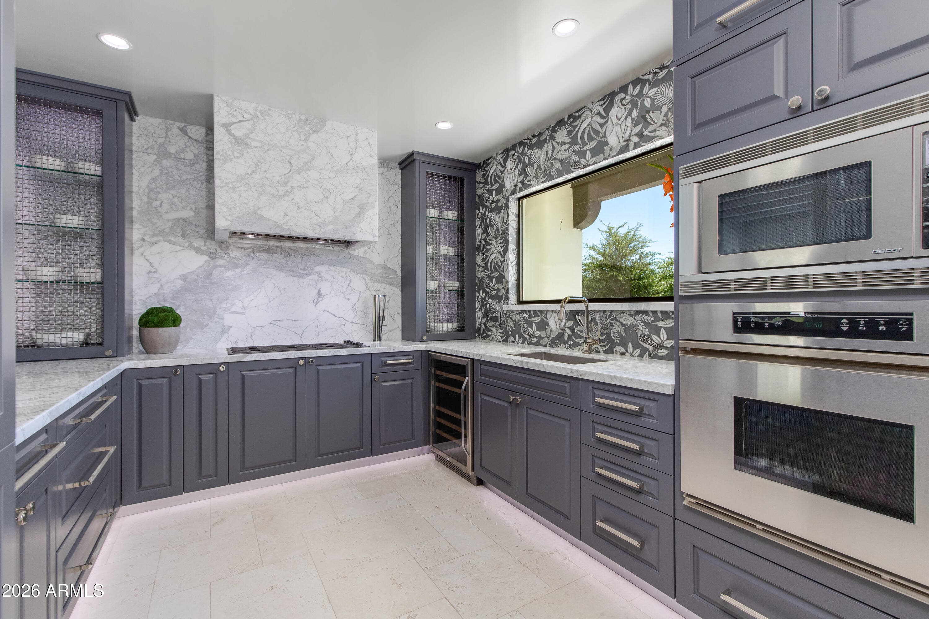 3158 E ROSE LN - Photo 3