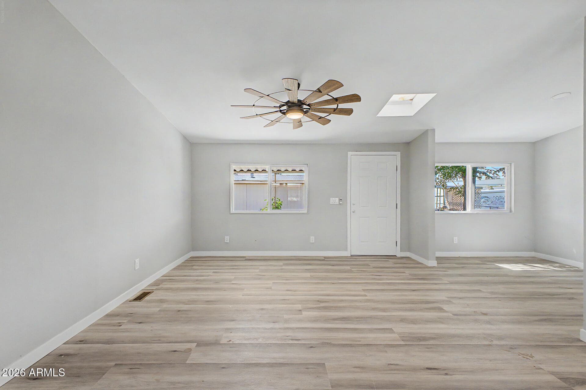 8218 E 6th Ave — photo 2