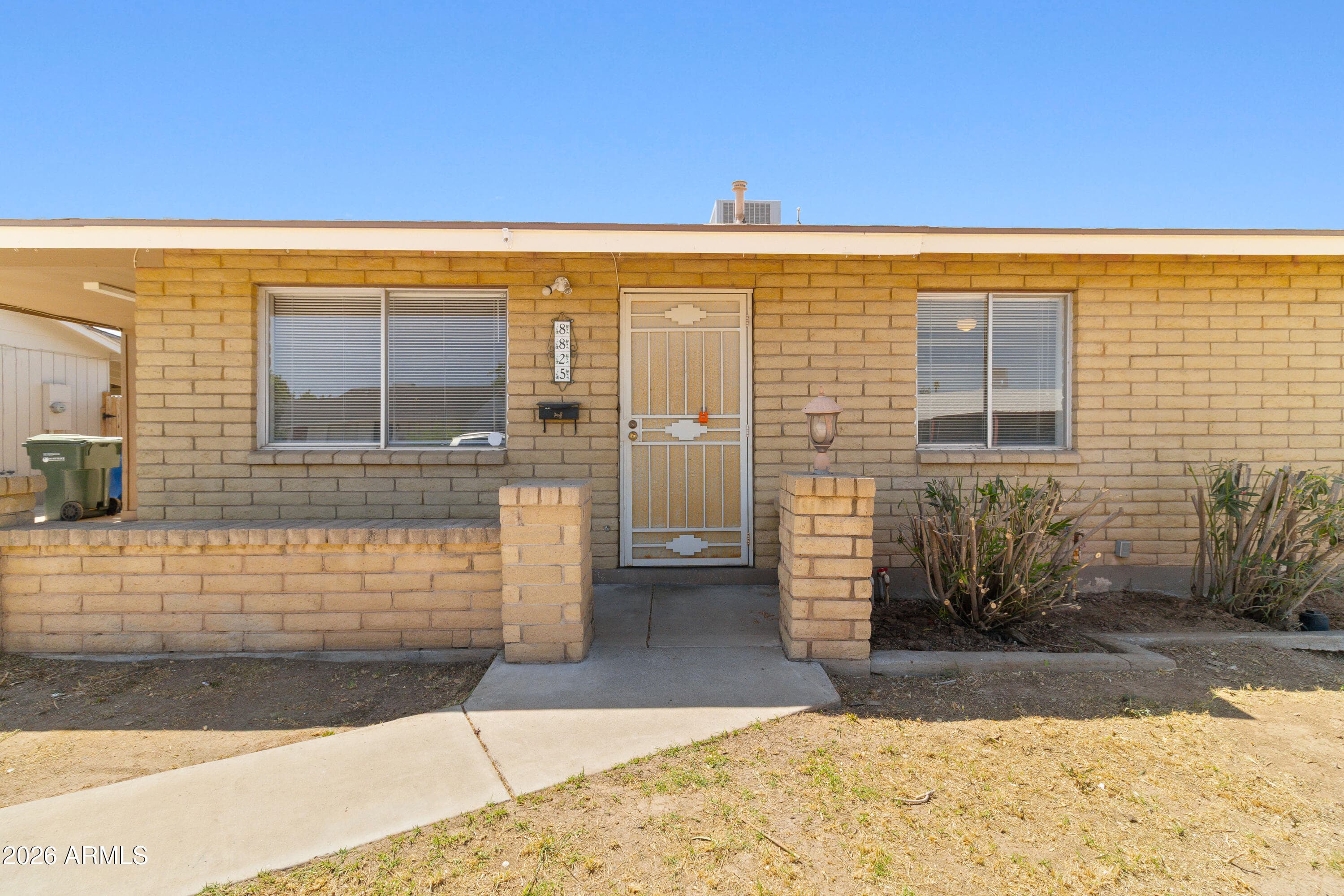 8825 W Roma Ave — photo 2