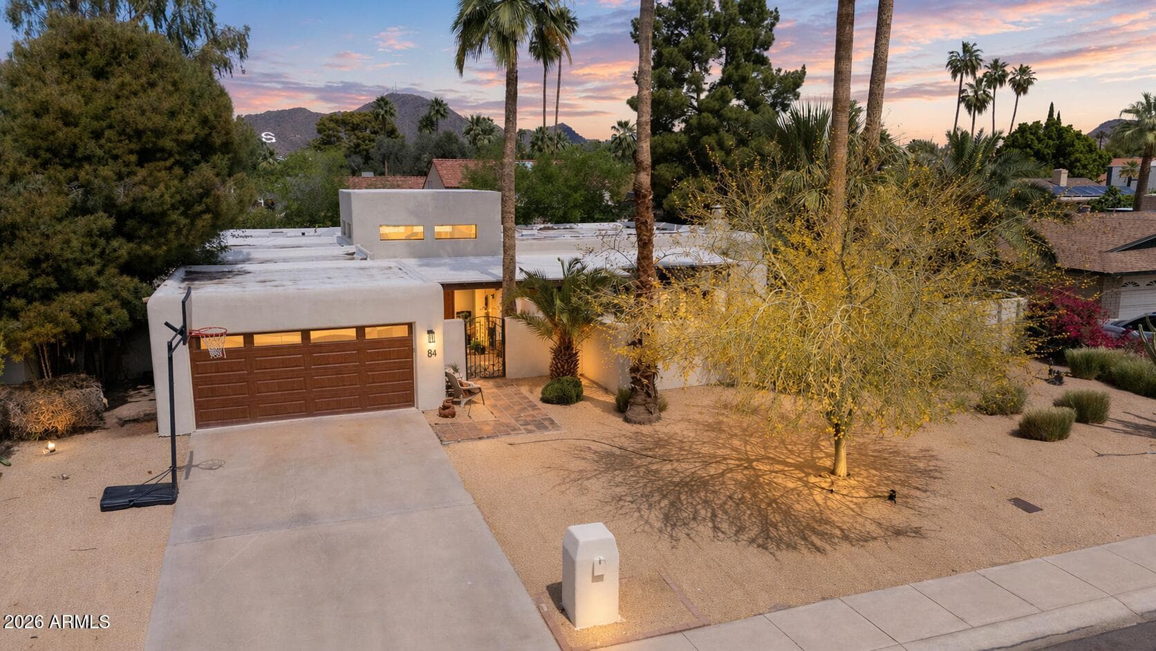 124 W El Caminito Dr — photo 1